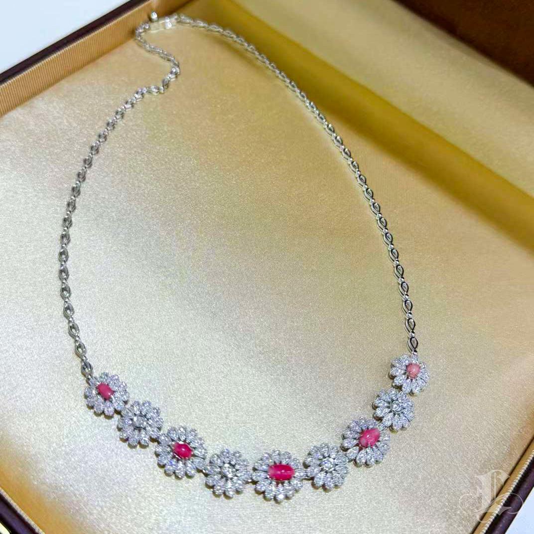 Women's 【Conchéa】Flora Royale Conch Pearl & Diamond Necklace — 2.0ct For Sale