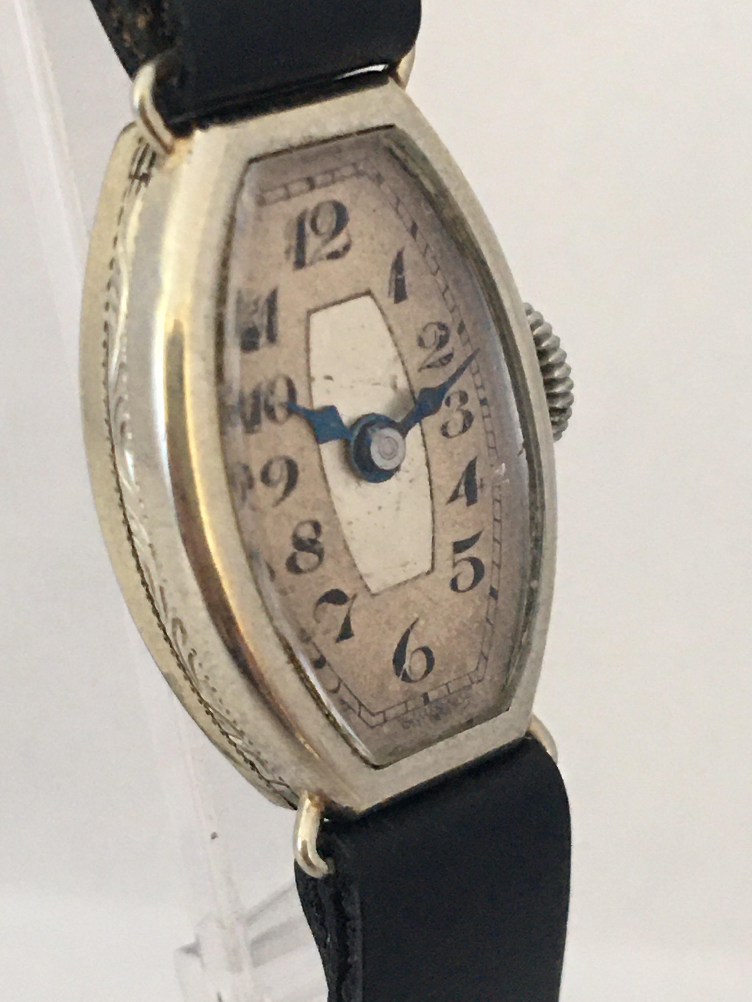 This small and  beautiful pre-owned hand winding gold ladies watch is in good working condition and it is running well. It is recently been serviced. Visible signs of ageing and wear with small and light scratches on the watch case as shown. Please