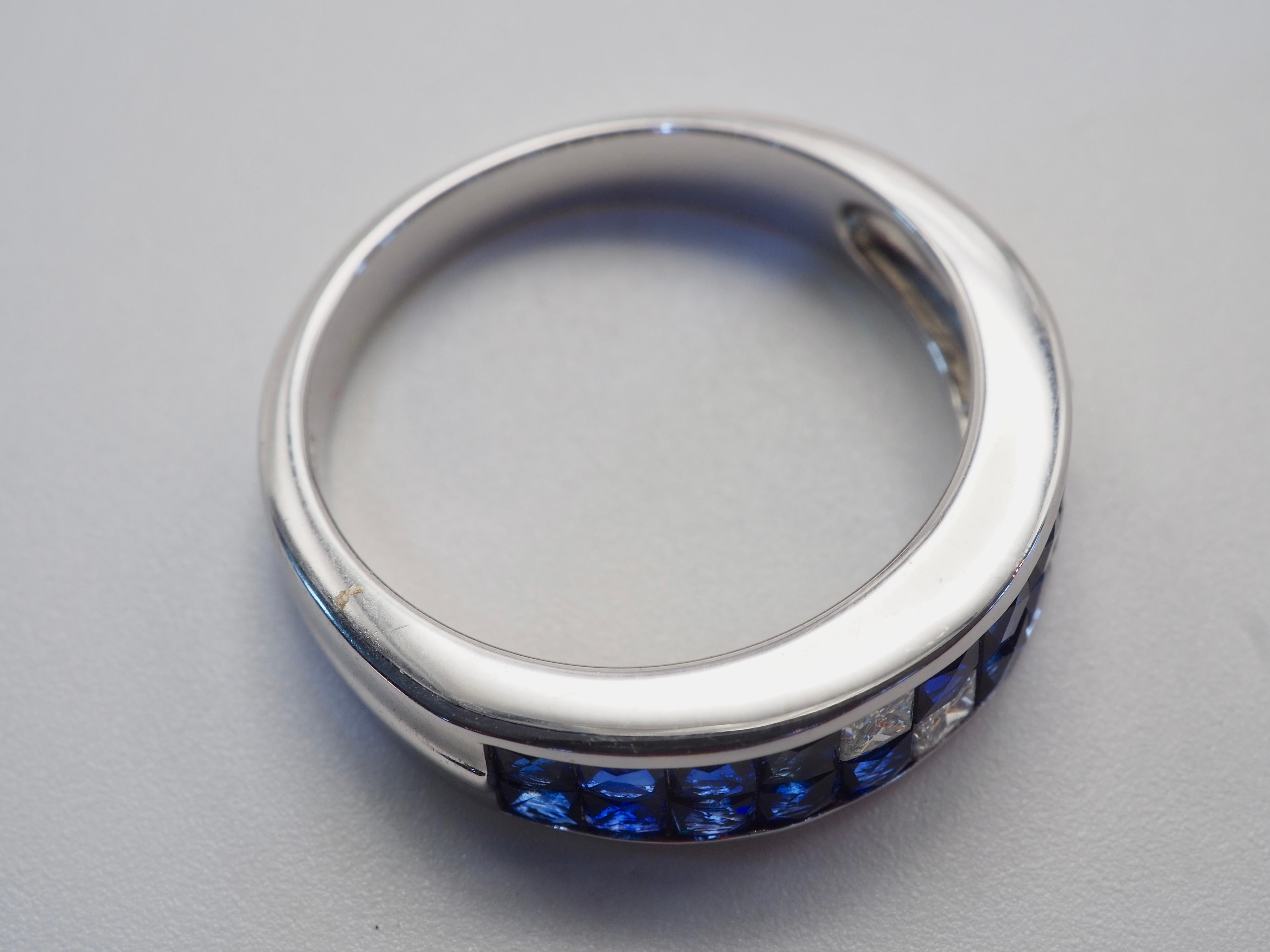 Bague invisible en or blanc 18 carats 1,96 saphir bleu quadrillé et 0,16 diamant Unisexe en vente