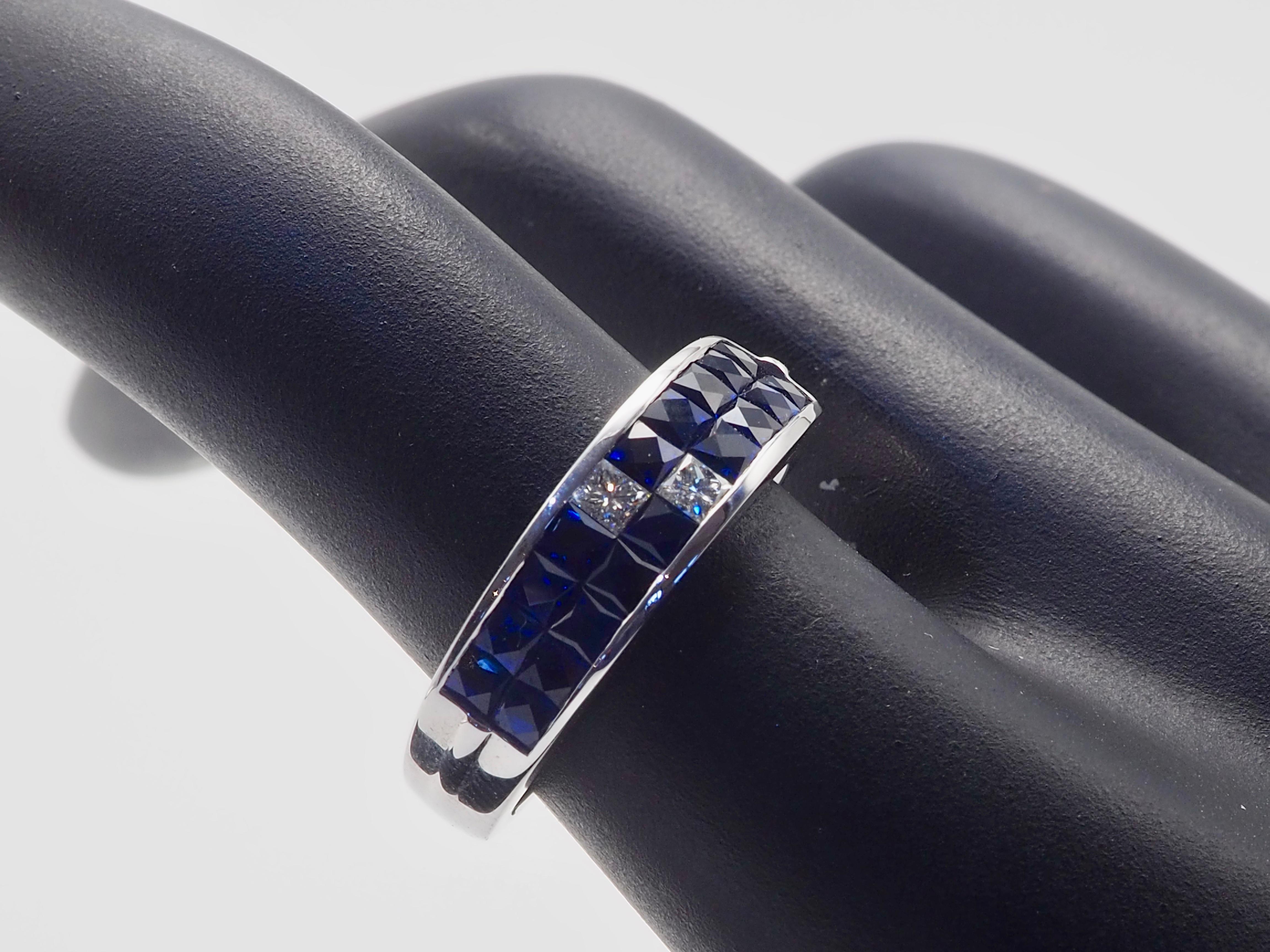 Bague invisible en or blanc 18 carats 1,96 saphir bleu quadrillé et 0,16 diamant en vente 4