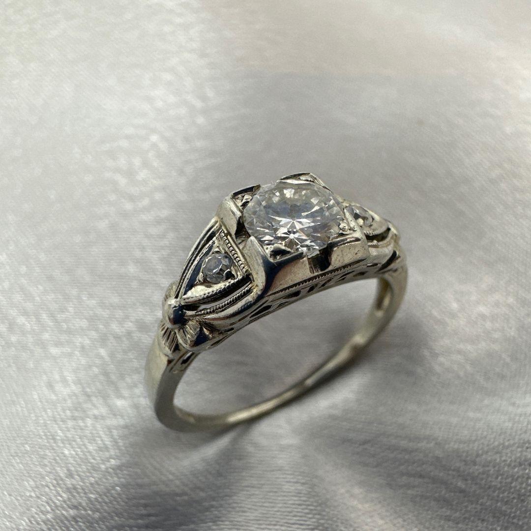 18K White Gold 19th Century Victorian brilliant cut cocktail Diamond Ring Size 6 In Excellent Condition For Sale In Jacksonville, FL