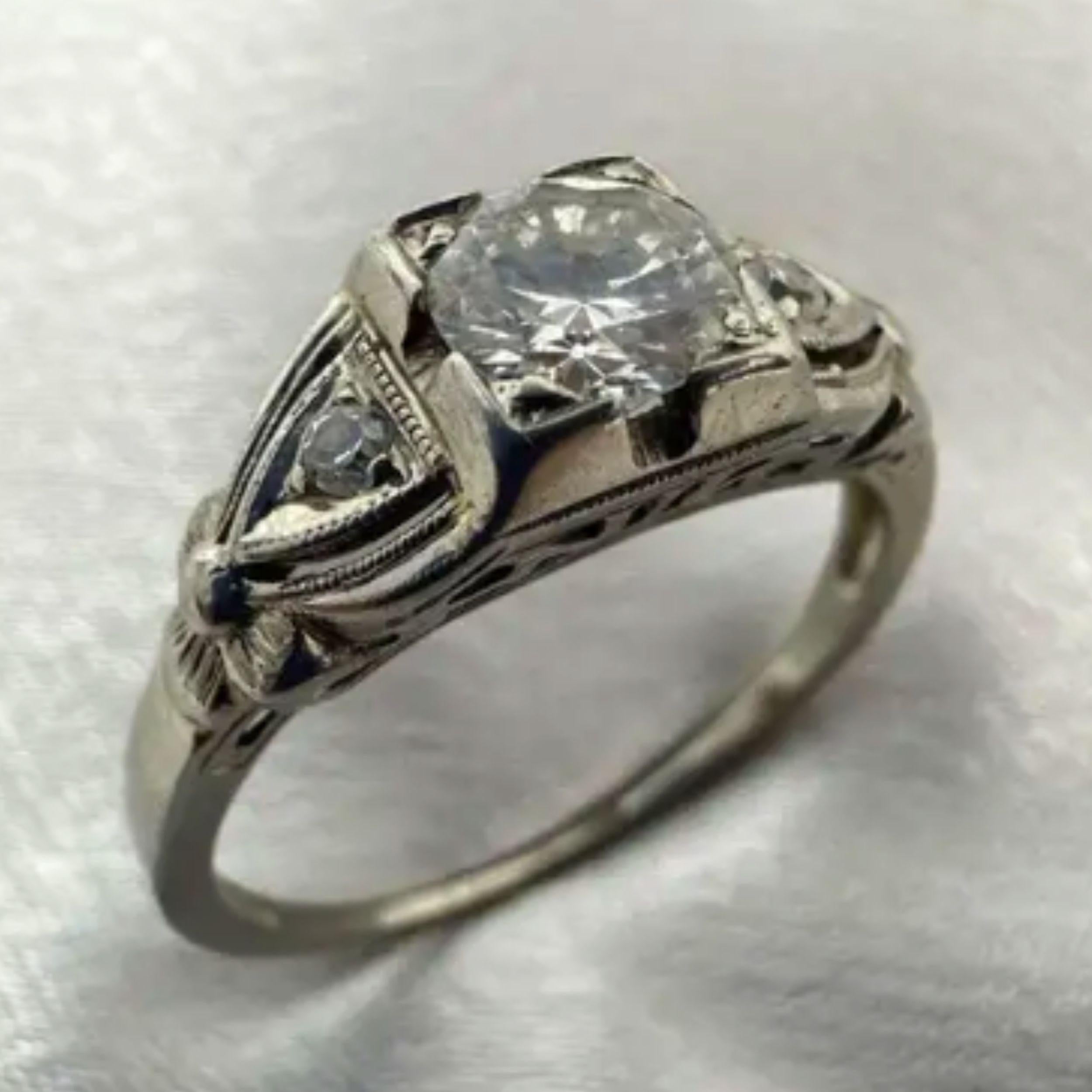 Victorien Or blanc 18K Bague victorienne du 19ème siècle à diamant cocktail taille brillant Taille 6 en vente