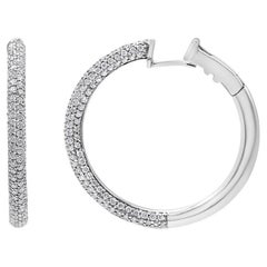 Créoles à levier semi-éternité en or blanc 18 carats avec diamants sertis en pavé de 2 1/3 carats