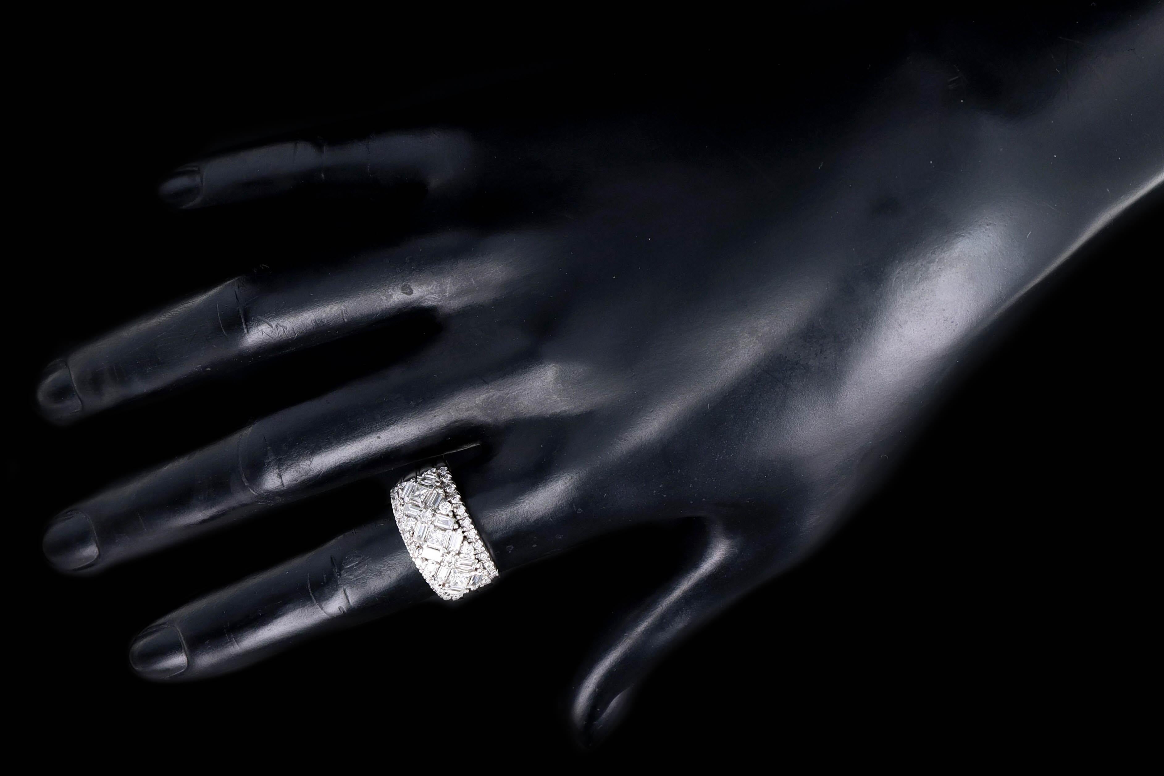 Women's 18 Karat White Gold 2 Carat Diamond Cluster Ring