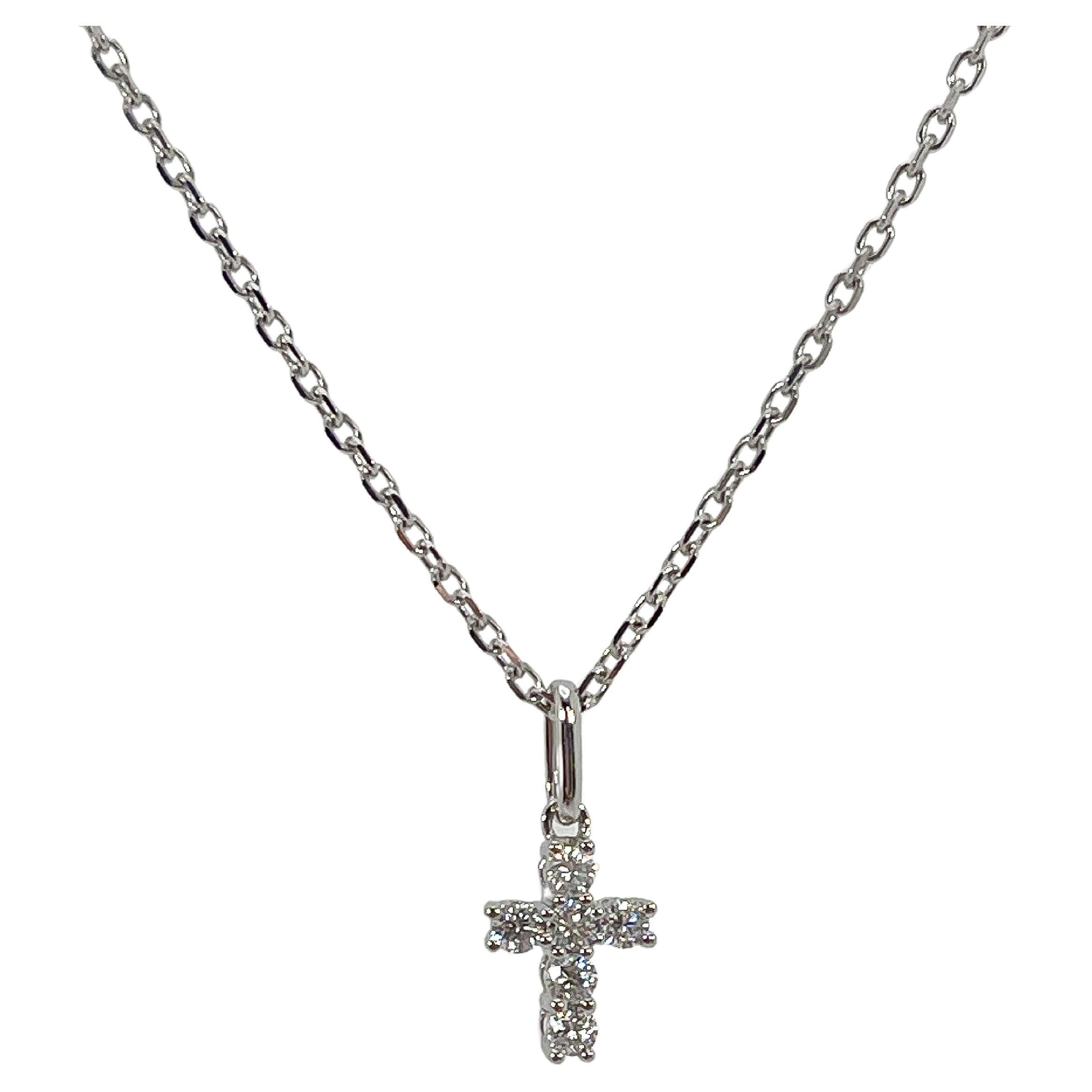18K White Gold .20 CTW Diamond Cross Pendant Necklace