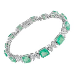 18K White Gold 2.0ct Diamond and Emerald Bracelet #5299 18K White Gold 2.0ct Diamond and Emerald Bracelet #5299