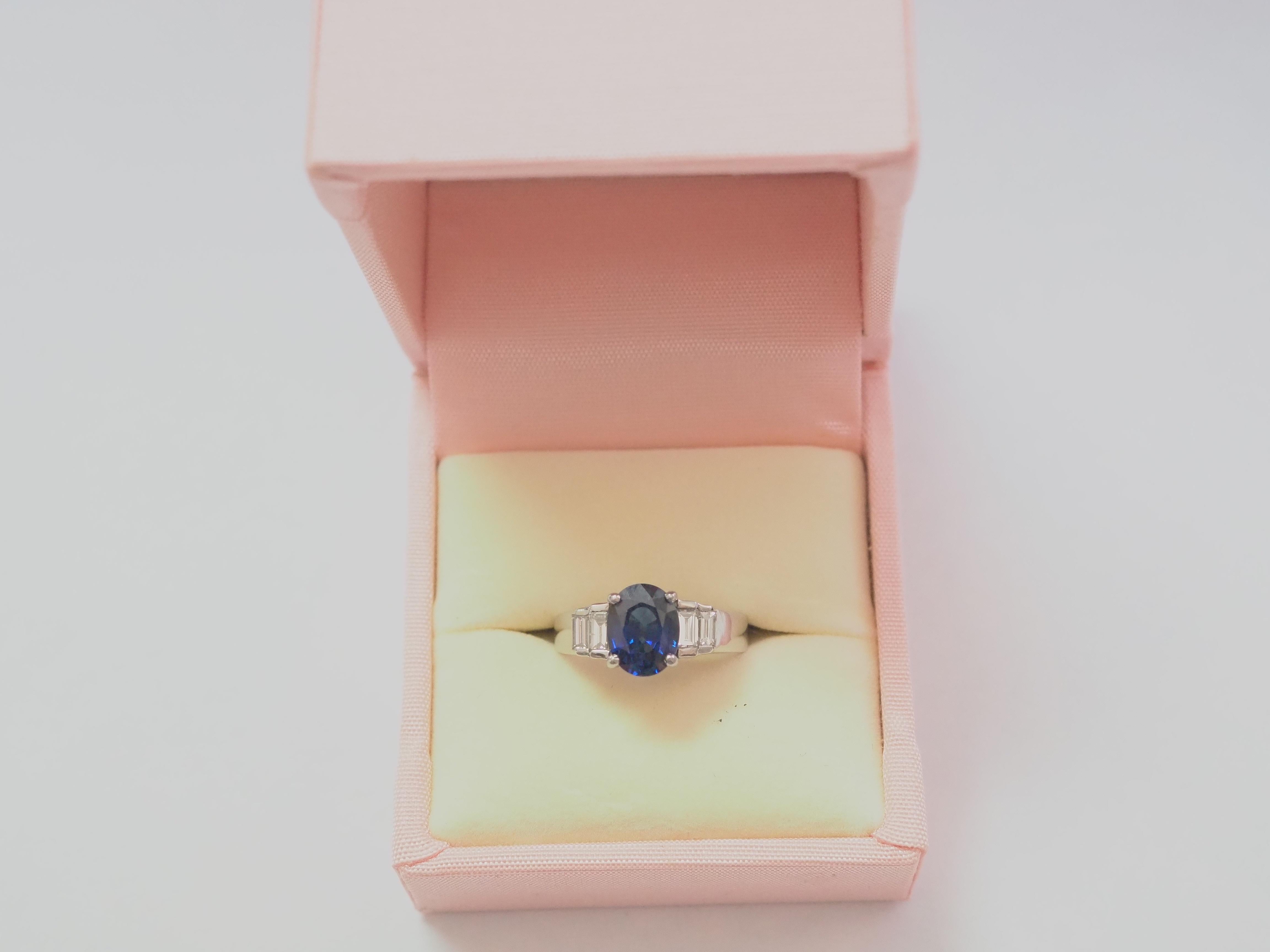 18K White Gold 2.10ct Blue Sapphire & 0.42ct Diamond Engagement Ring For Sale 6