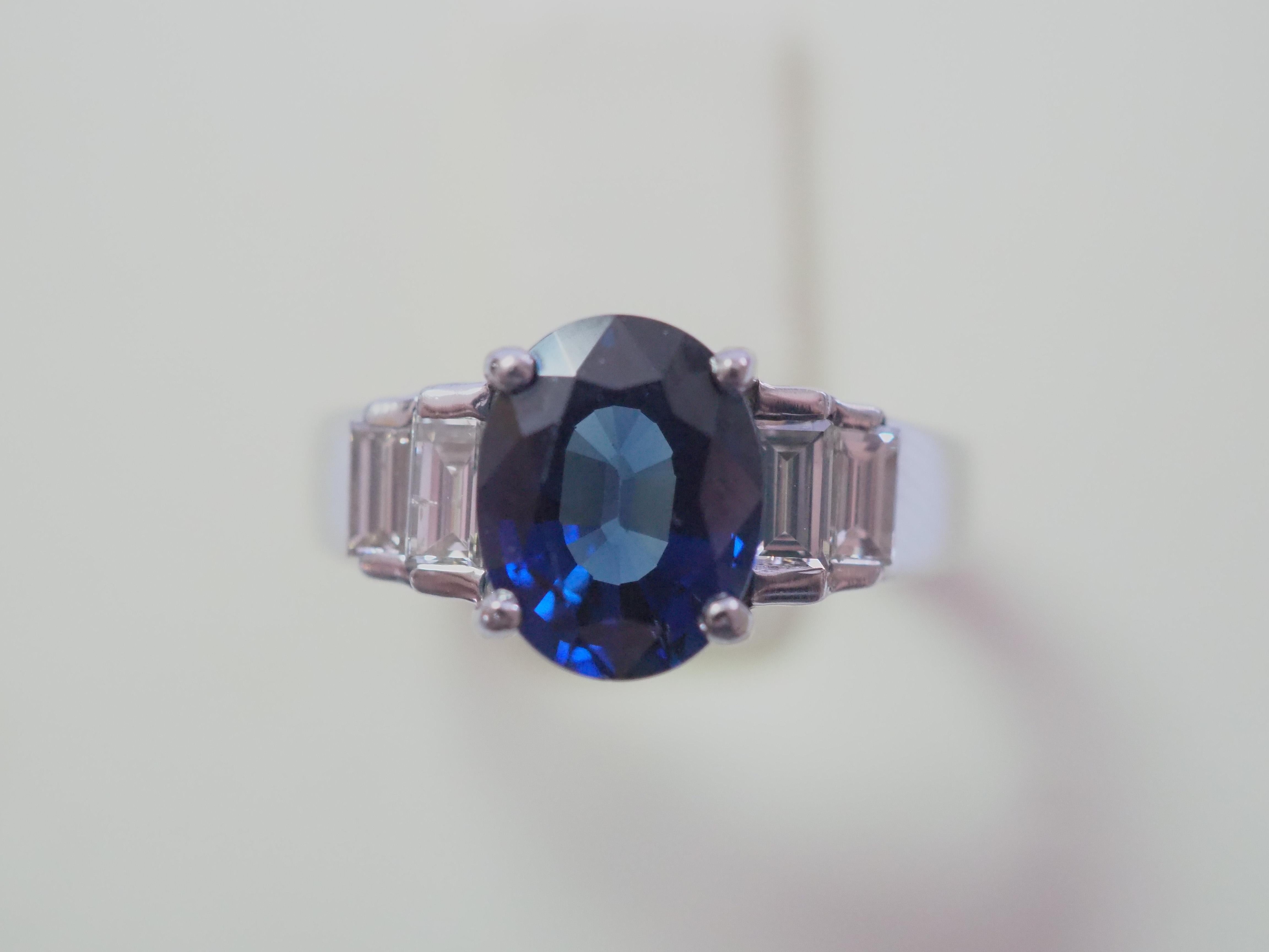 18K White Gold 2.10ct Blue Sapphire & 0.42ct Diamond Engagement Ring For Sale 3