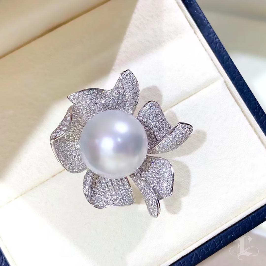 【Vine Symphony】Convertible Blooming Aurora South Sea Pearl Ring Pendant Brooch For Sale 1
