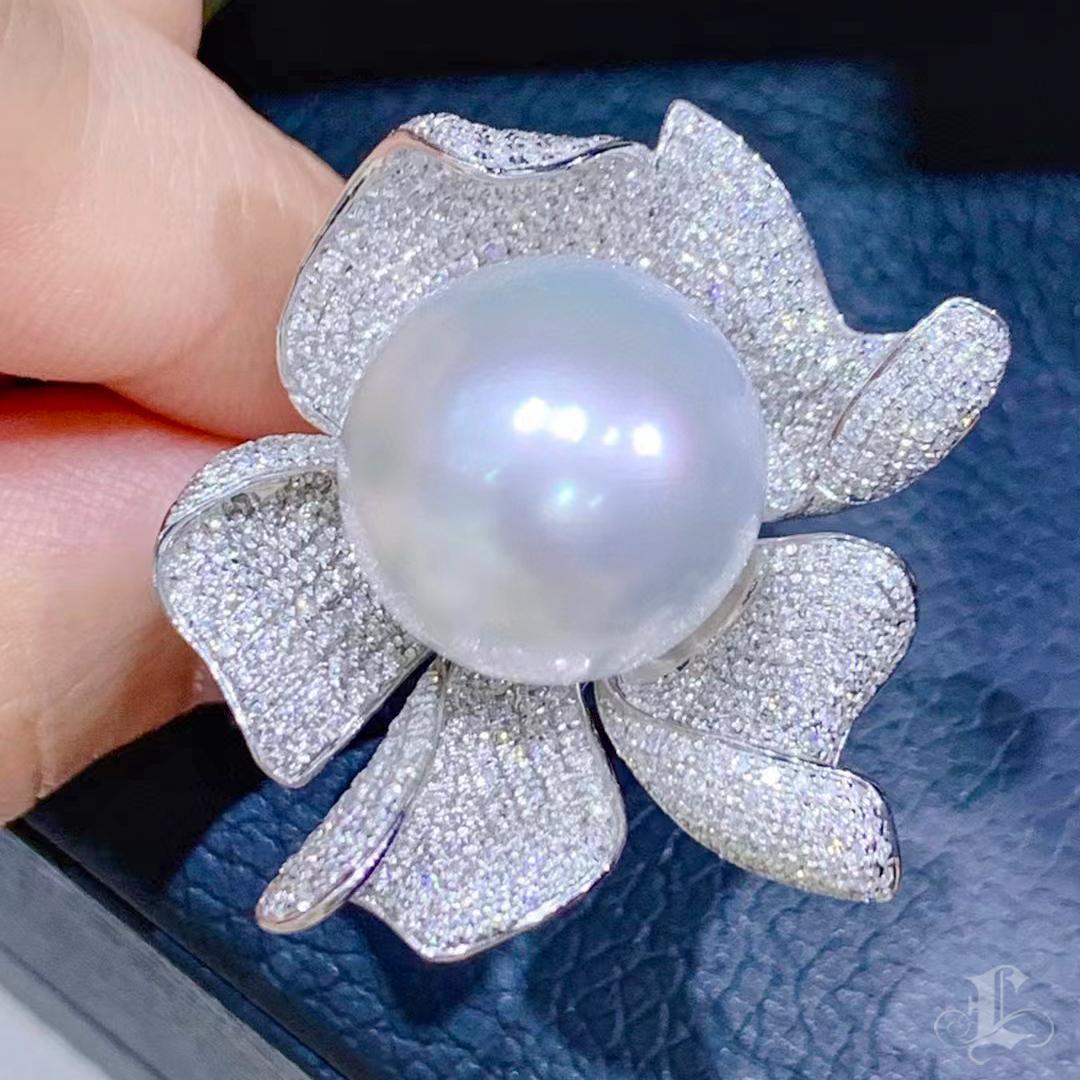 【Vine Symphony】Convertible Blooming Aurora South Sea Pearl Ring Pendant Brooch For Sale 3