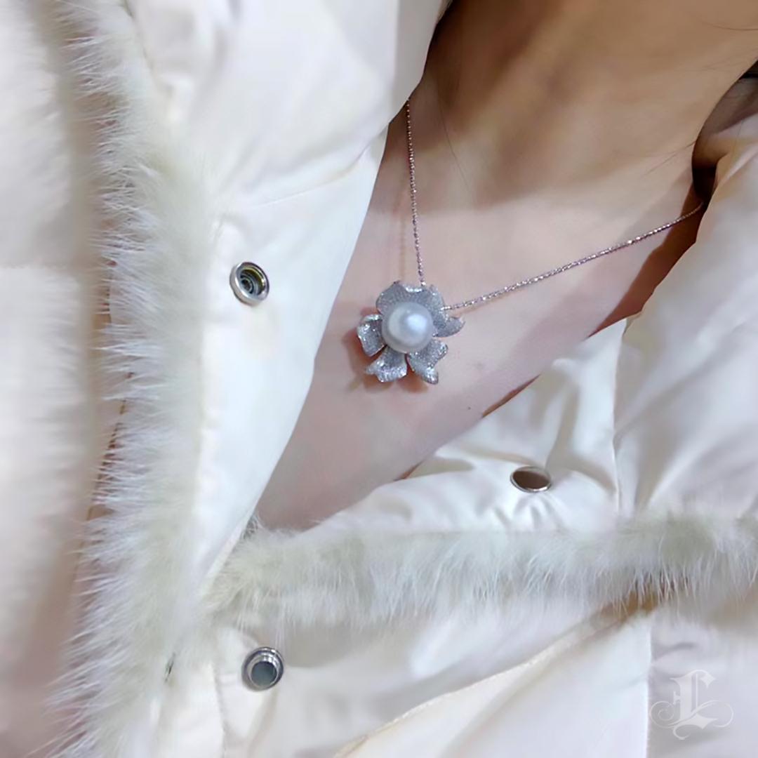 【Vine Symphony】Convertible Blooming Aurora South Sea Pearl Ring Pendant Brooch For Sale 5