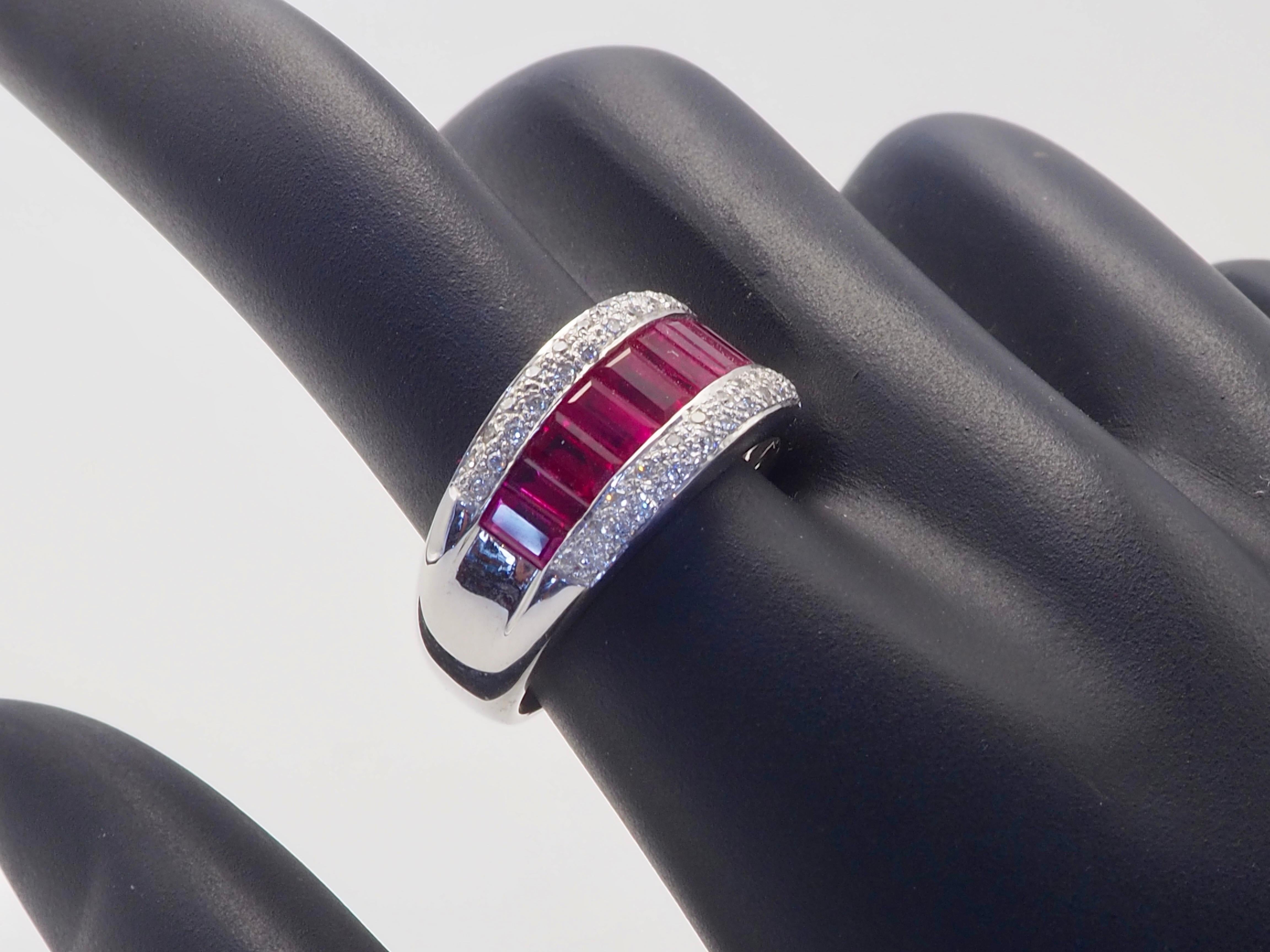 18K Weißgold 2,15ct Baguetteschliff Rubin & 0,22ct Diamant Feine Band Ring im Angebot 7