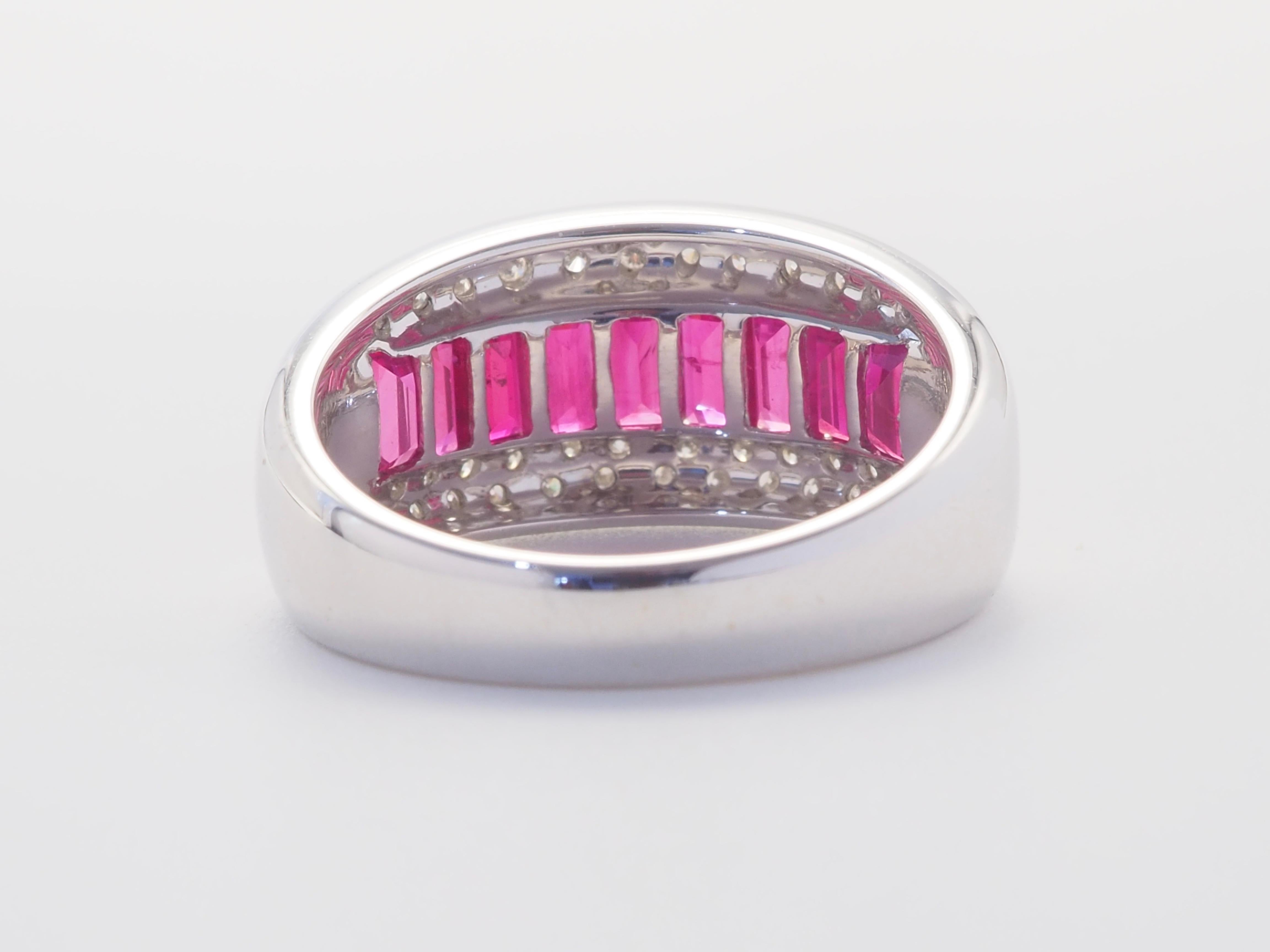 18K Weißgold 2,15ct Baguetteschliff Rubin & 0,22ct Diamant Feine Band Ring im Zustand „Neu“ im Angebot in เกาะสมุย, TH