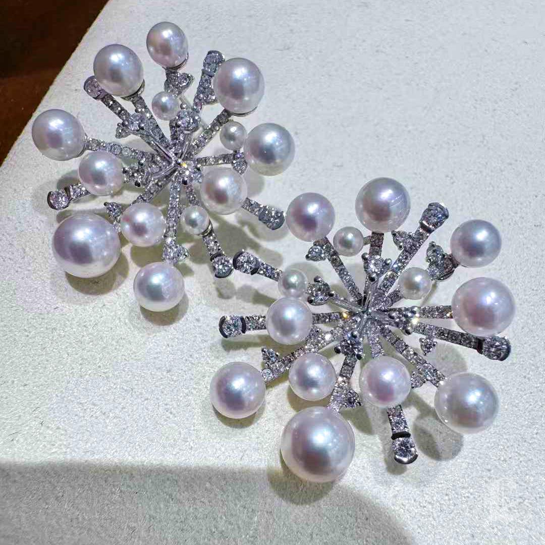 Women's 【Sculpted Geometry】Celestial Firework Akoya Pearl & Diamond Statement Earrin For Sale