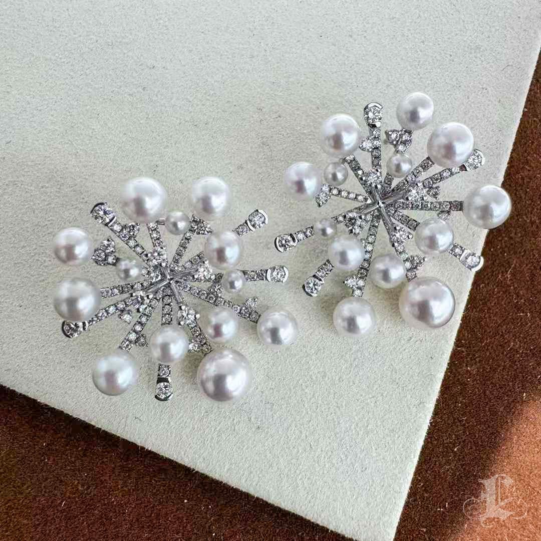 【Sculpted Geometry】Celestial Firework Akoya Pearl & Diamond Statement Earrin For Sale 1