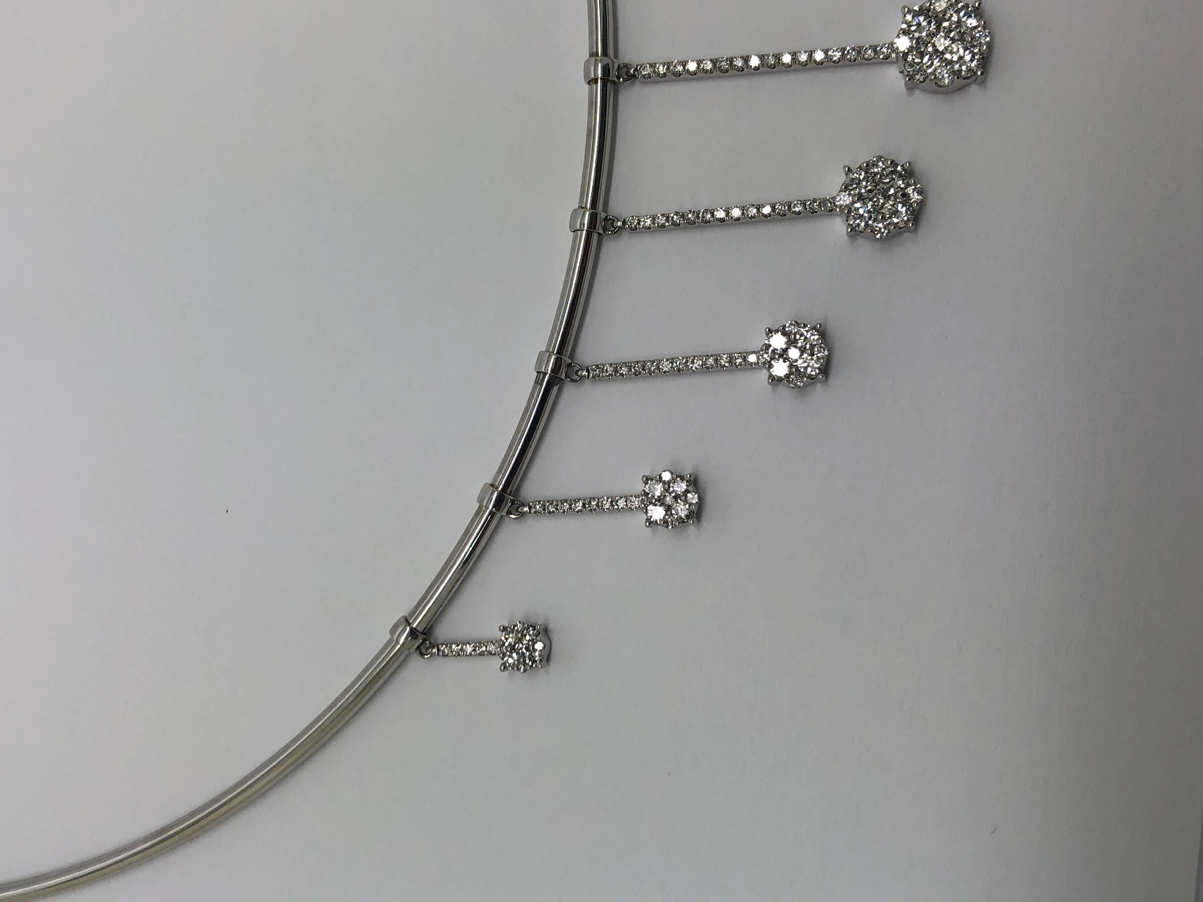 Art Deco 18k White Gold 2.16ctw Diamond Flower Drop Bangle Necklace For Sale