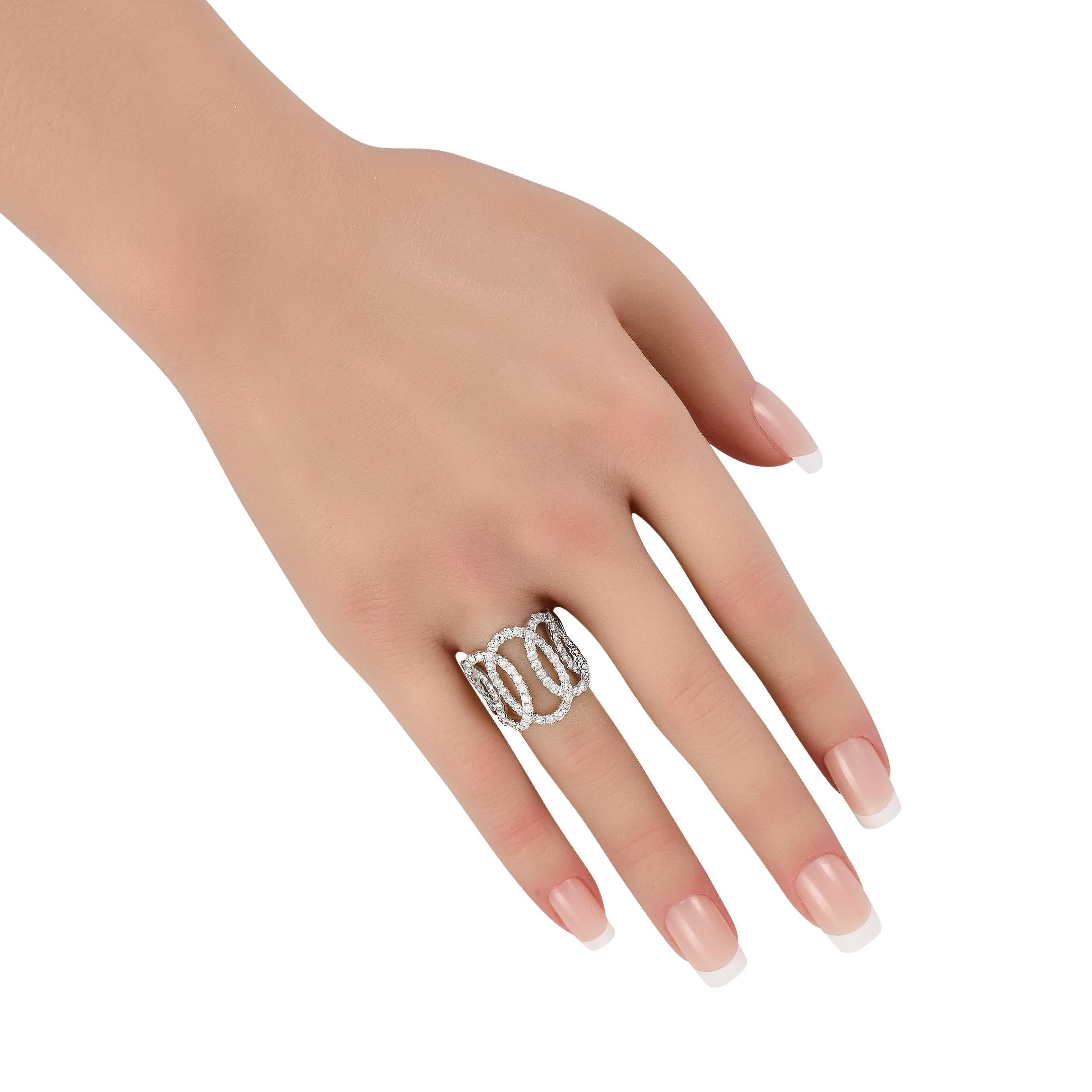 Round Cut 18K White Gold 2.20ct Diamond Ring For Sale