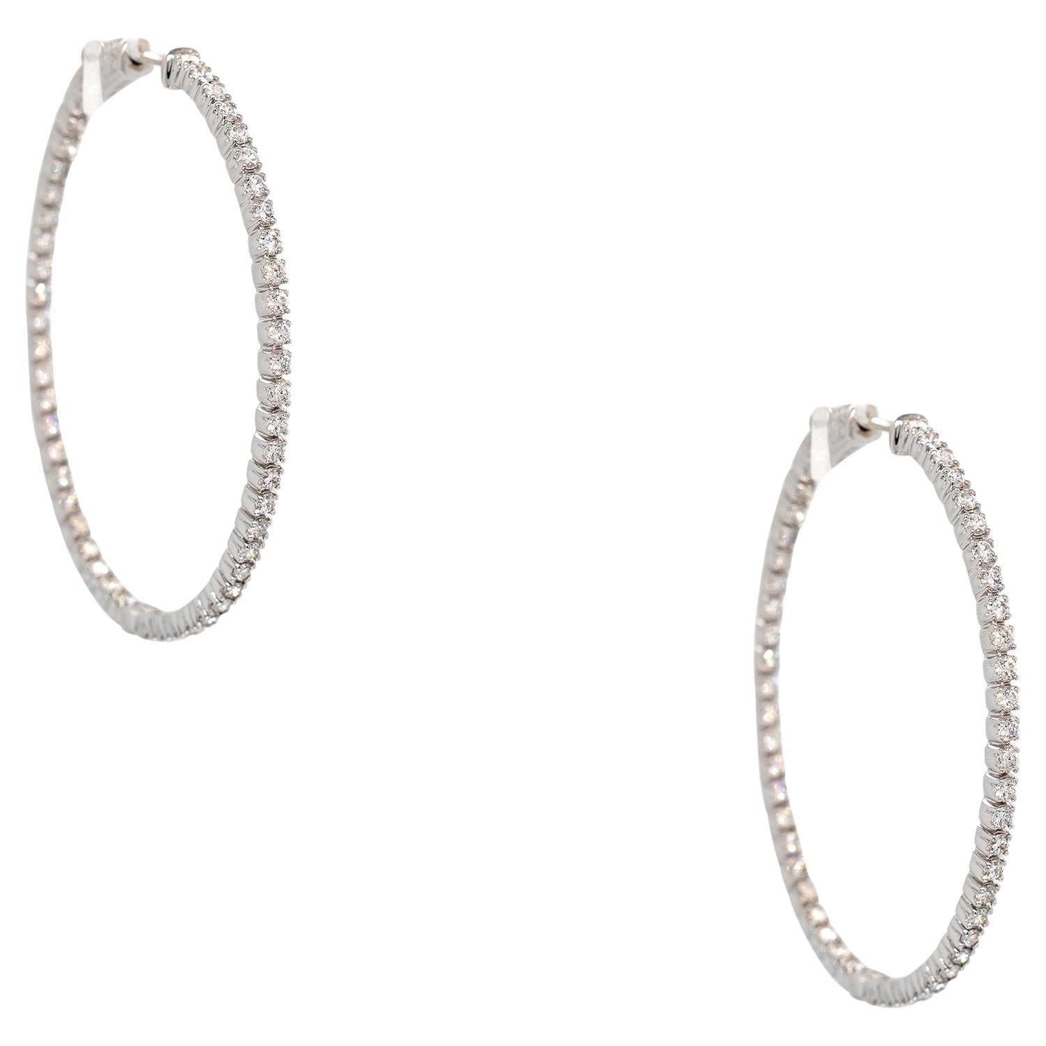 18k White Gold 2.21ct Round Brilliant Natural Diamond Inside Out Hoop Earrings For Sale
