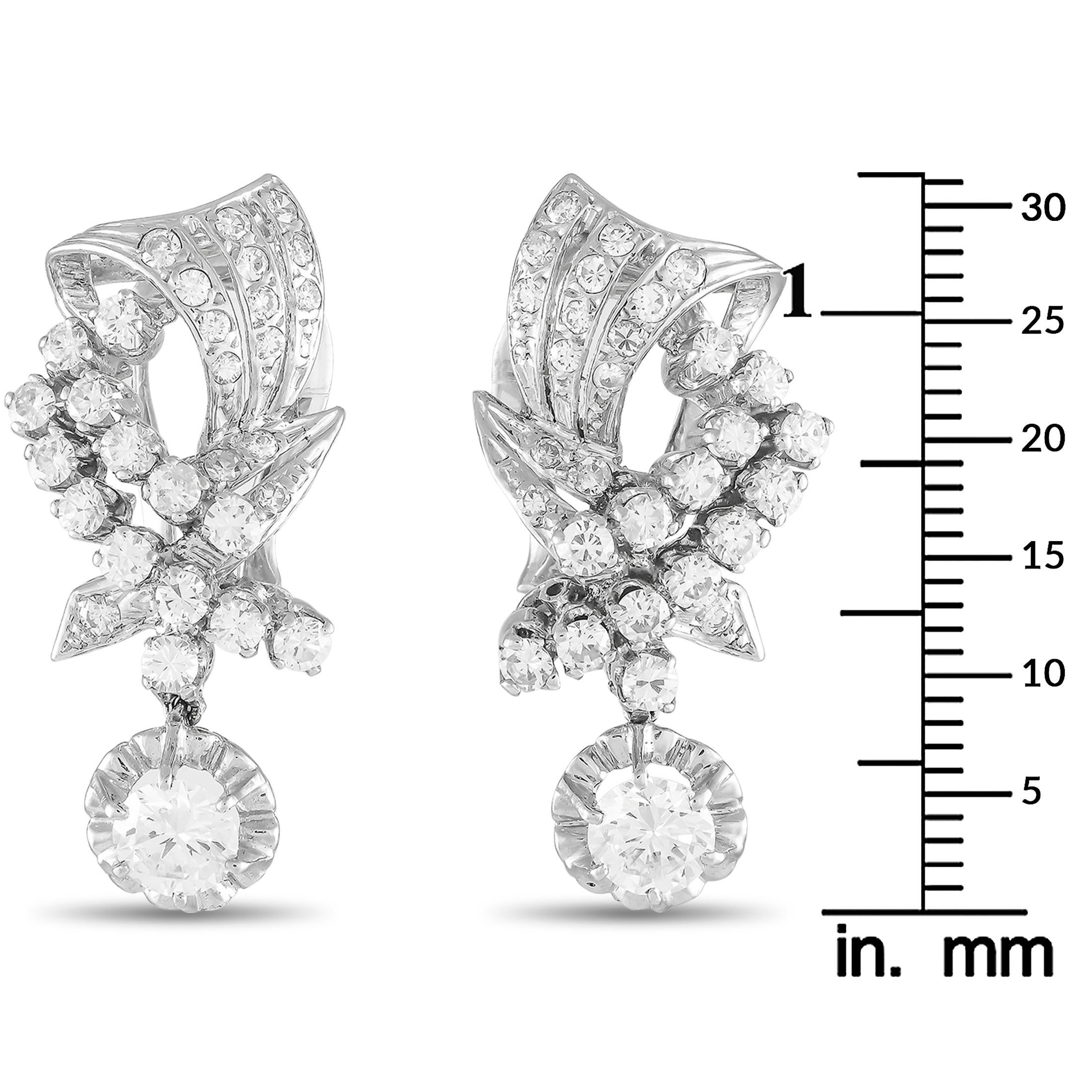 Round Cut 18K White Gold 2.22ct Diamond Drop Earrings