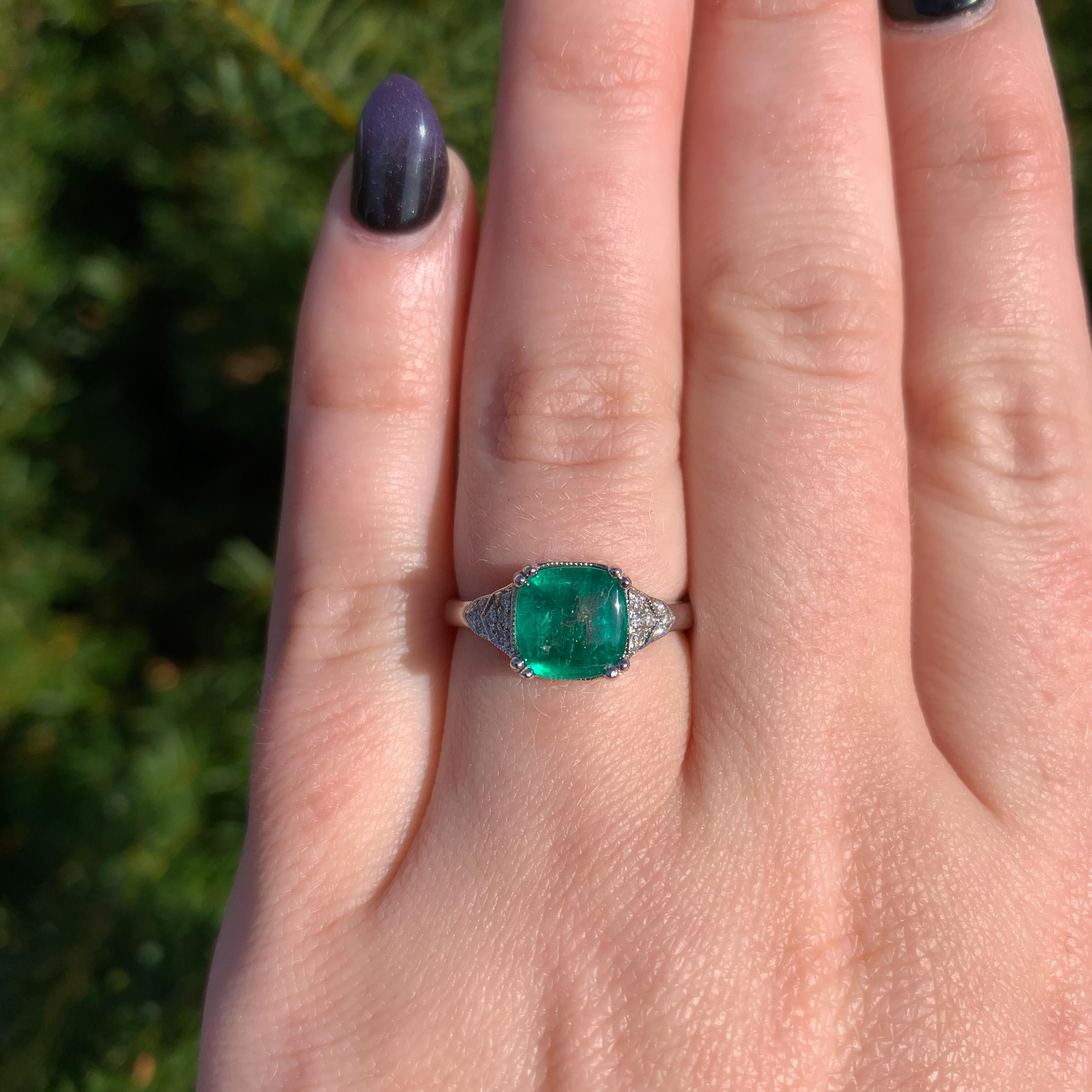 18K White Gold 2.23 carat Emerald and Diamond Ring size 6.5 For Sale 1