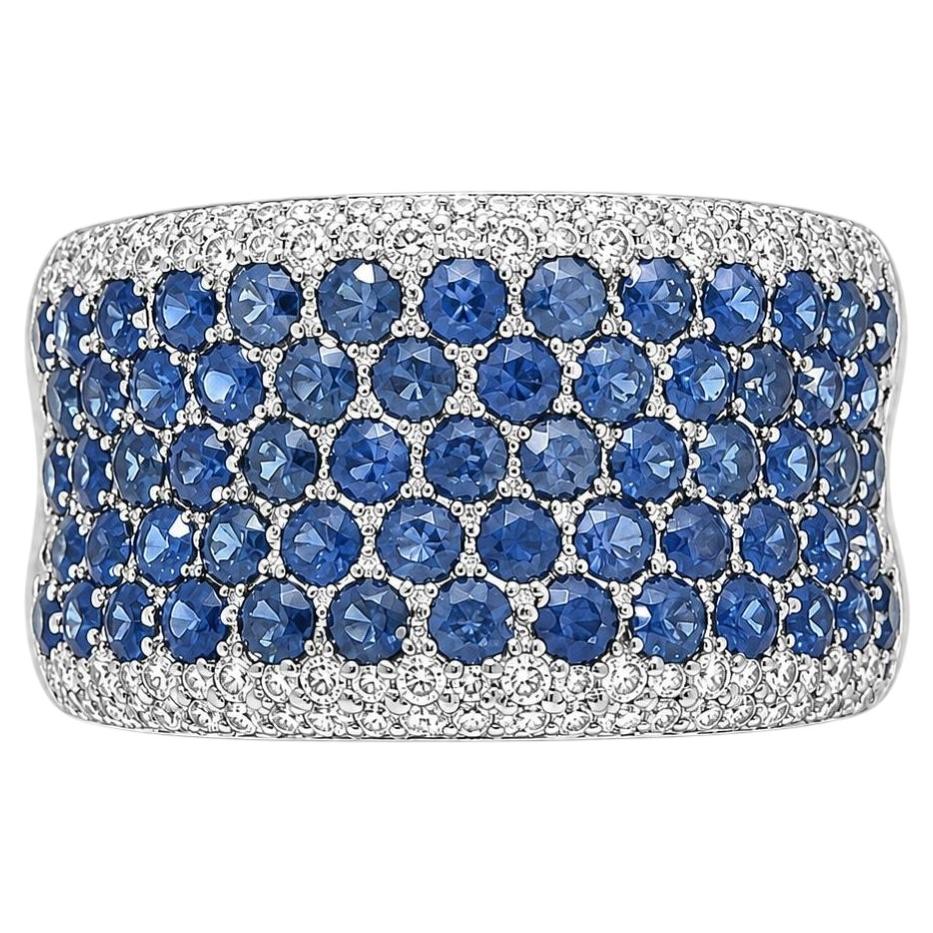 Does pavé make a diamond look smaller?