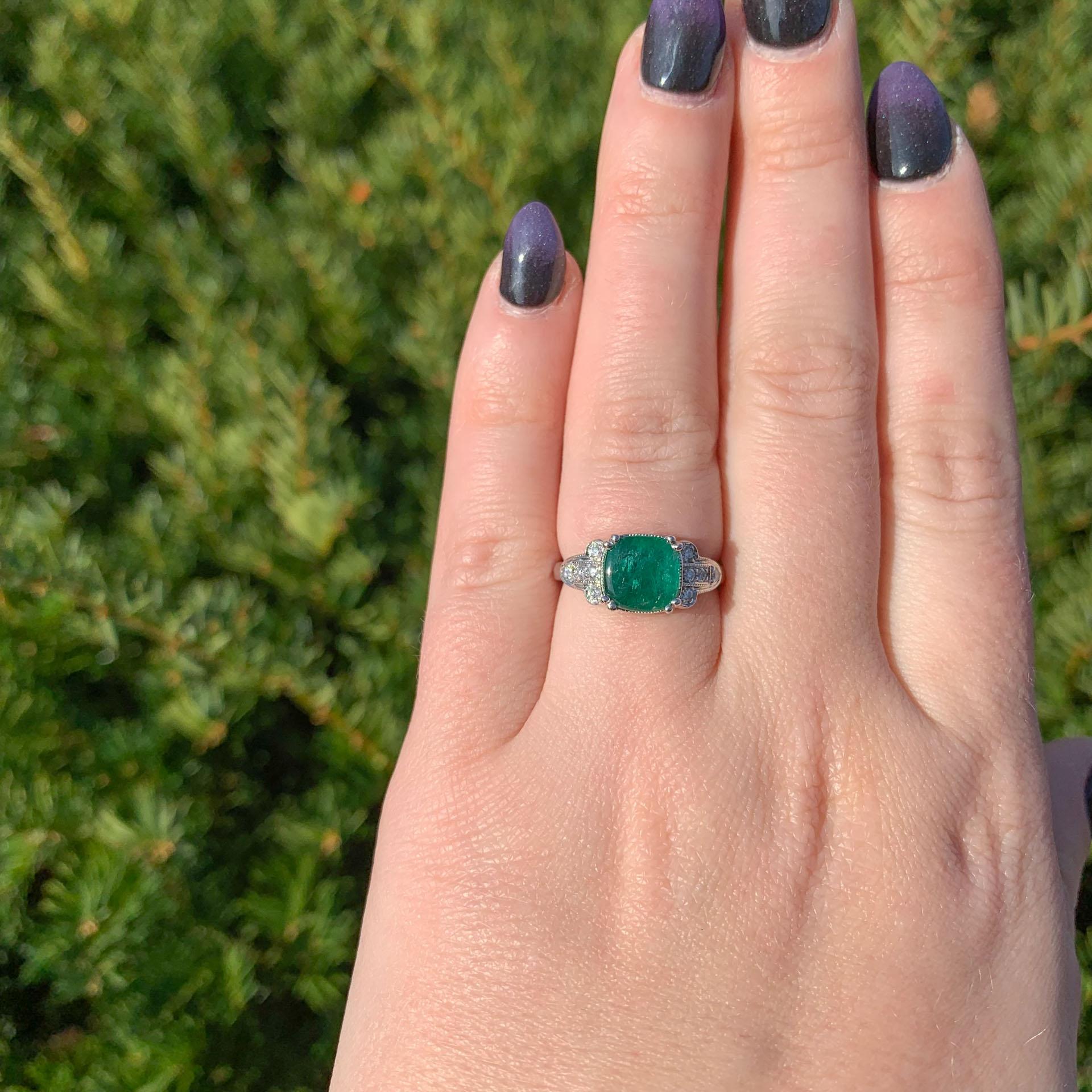18K White Gold 2.27 carat Emerald and Diamond Ring size 6.5 For Sale 1