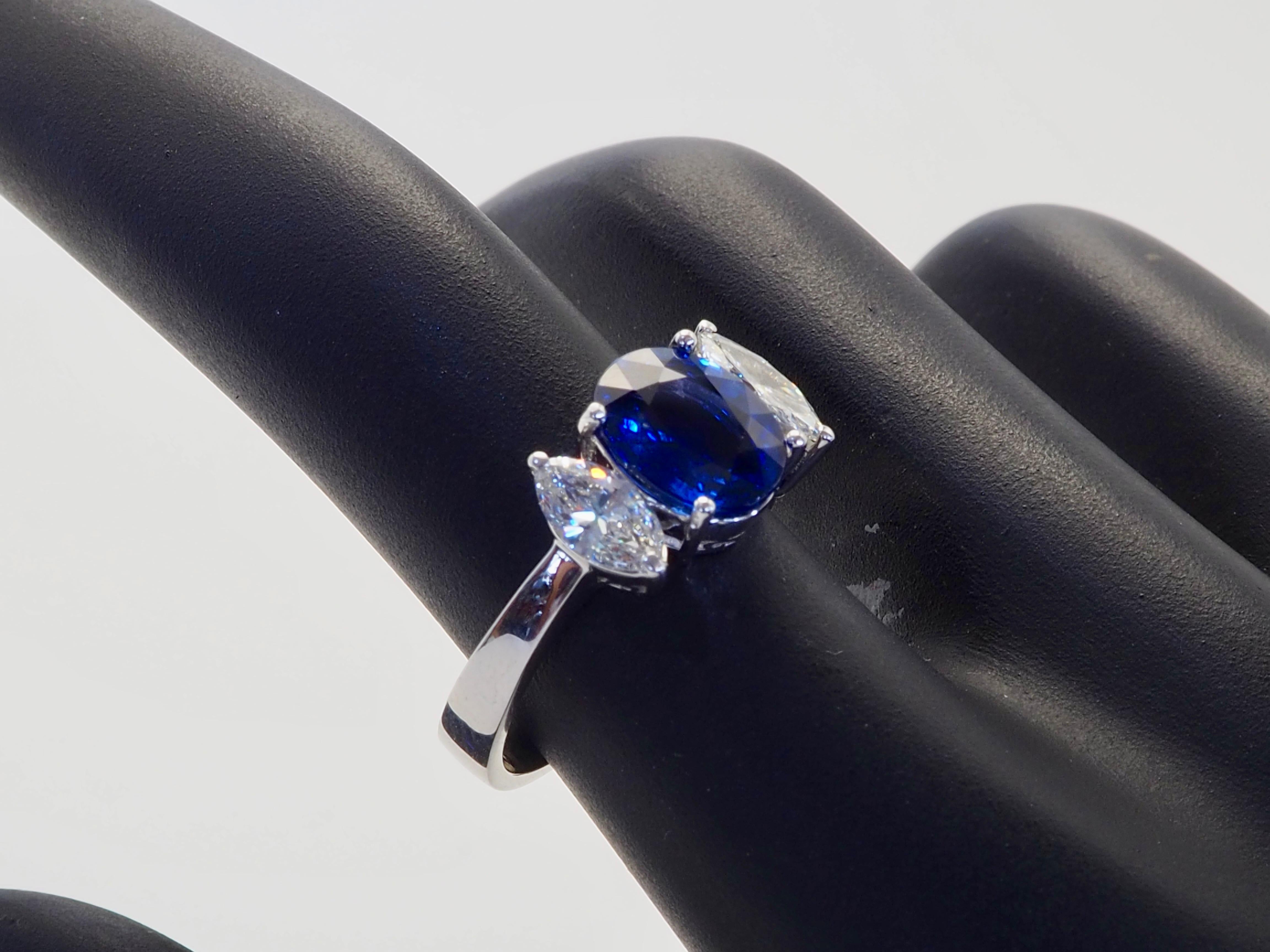 18K White Gold 2.29ct Vivid Blue Sapphire & 0.57ct Marquise Diamond Ring For Sale 5