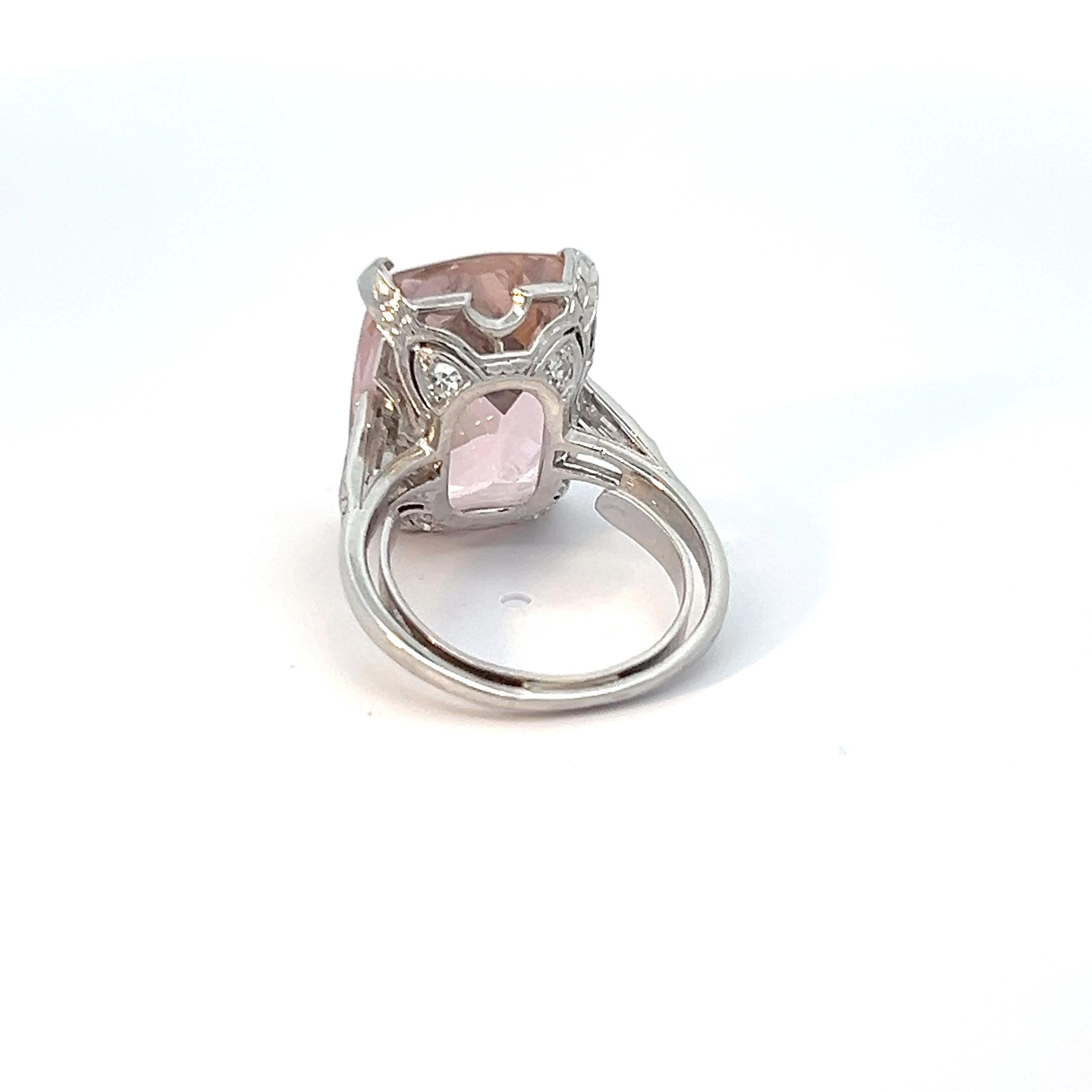 Cushion Cut 18k White Gold 22cts Of Kunzite And White Diamonds  For Sale