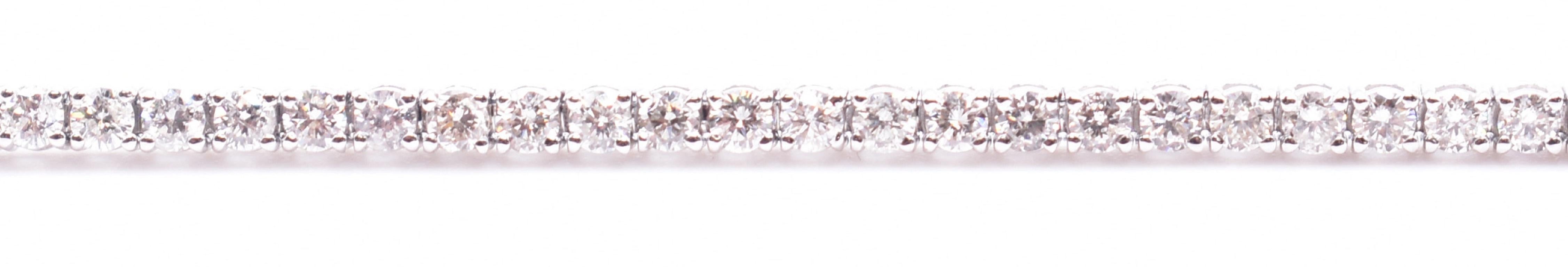 18k White Gold 2.46ct Diamond Line Bracelet In Excellent Condition For Sale In Chelmsford, GB