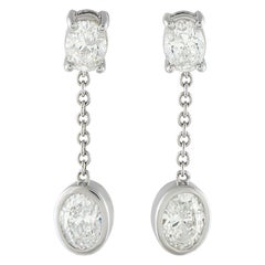 Pendientes colgantes de oro blanco de 18 quilates con diamantes ovalados de 2,50 ct