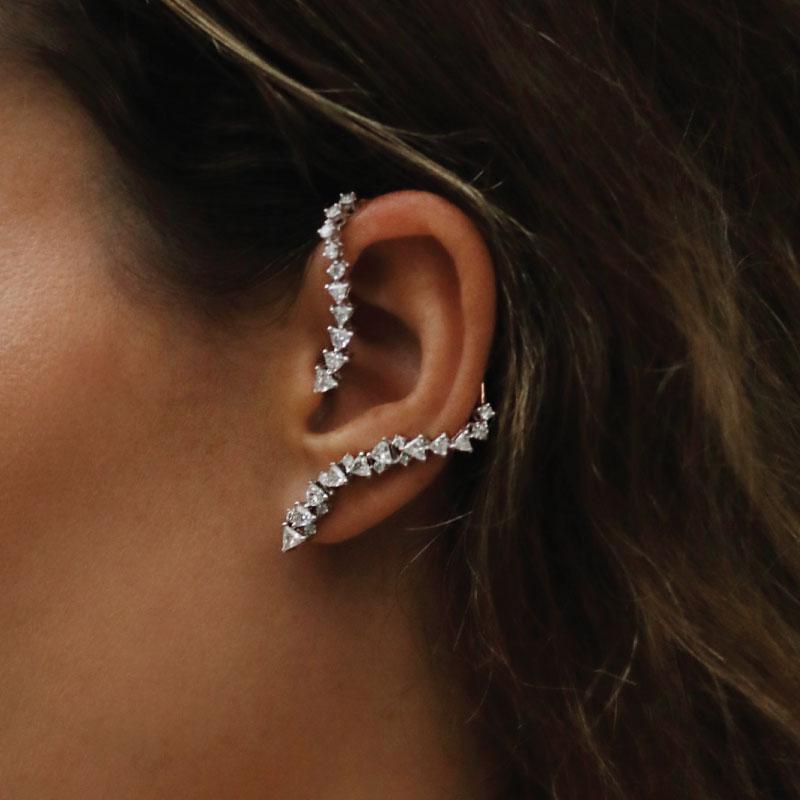 Spear Earring Piece by Alessa Jewelry
Metal: 18K White Gold
Diamonds: Black 2.57 cts
Amara Collection
Stone Cut: Trillion & Round Cut