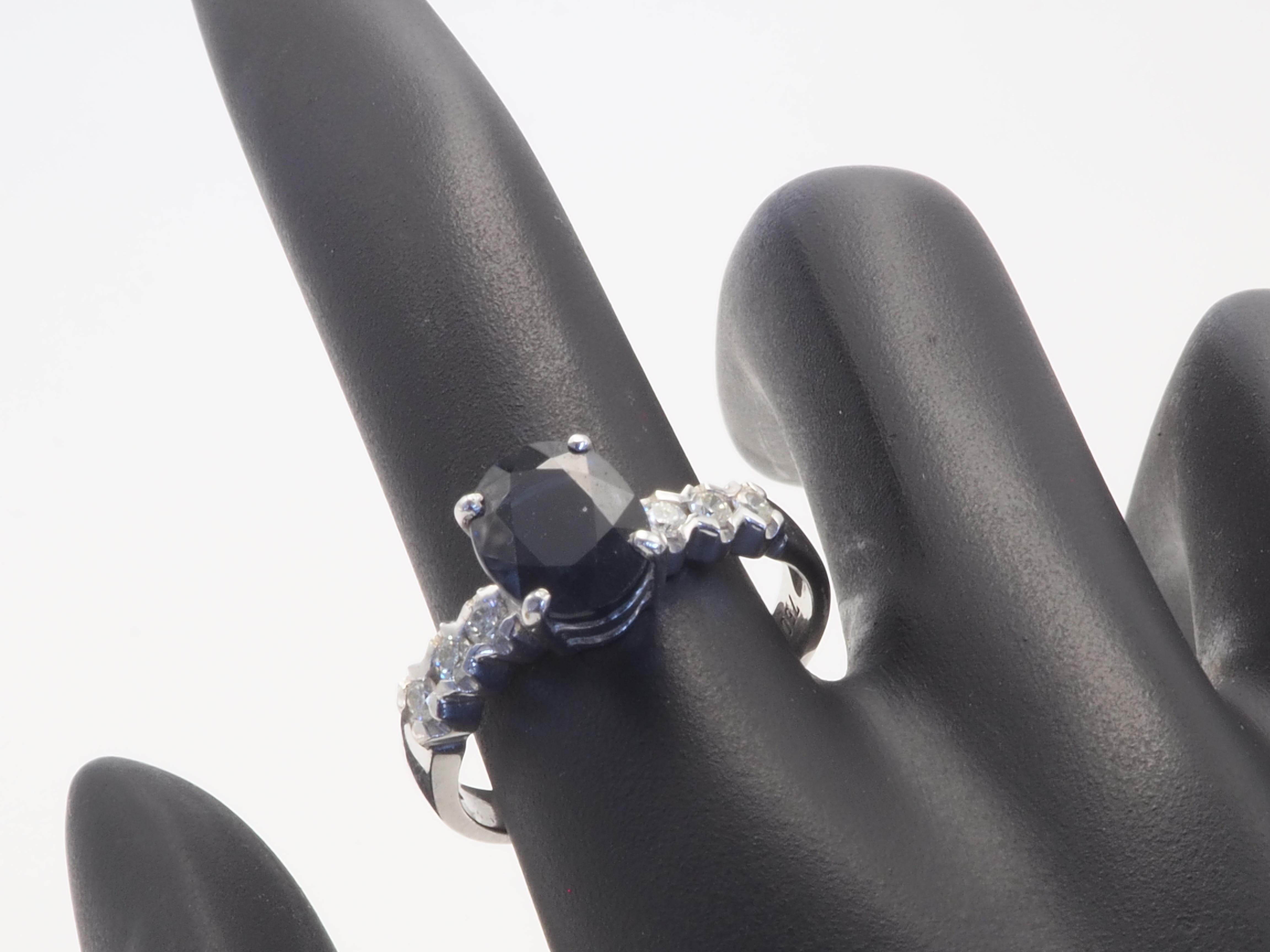 18K White Gold 2.57ct Inky Blue Sapphire & 0.21ct Diamond Fine Engagement Ring For Sale 3