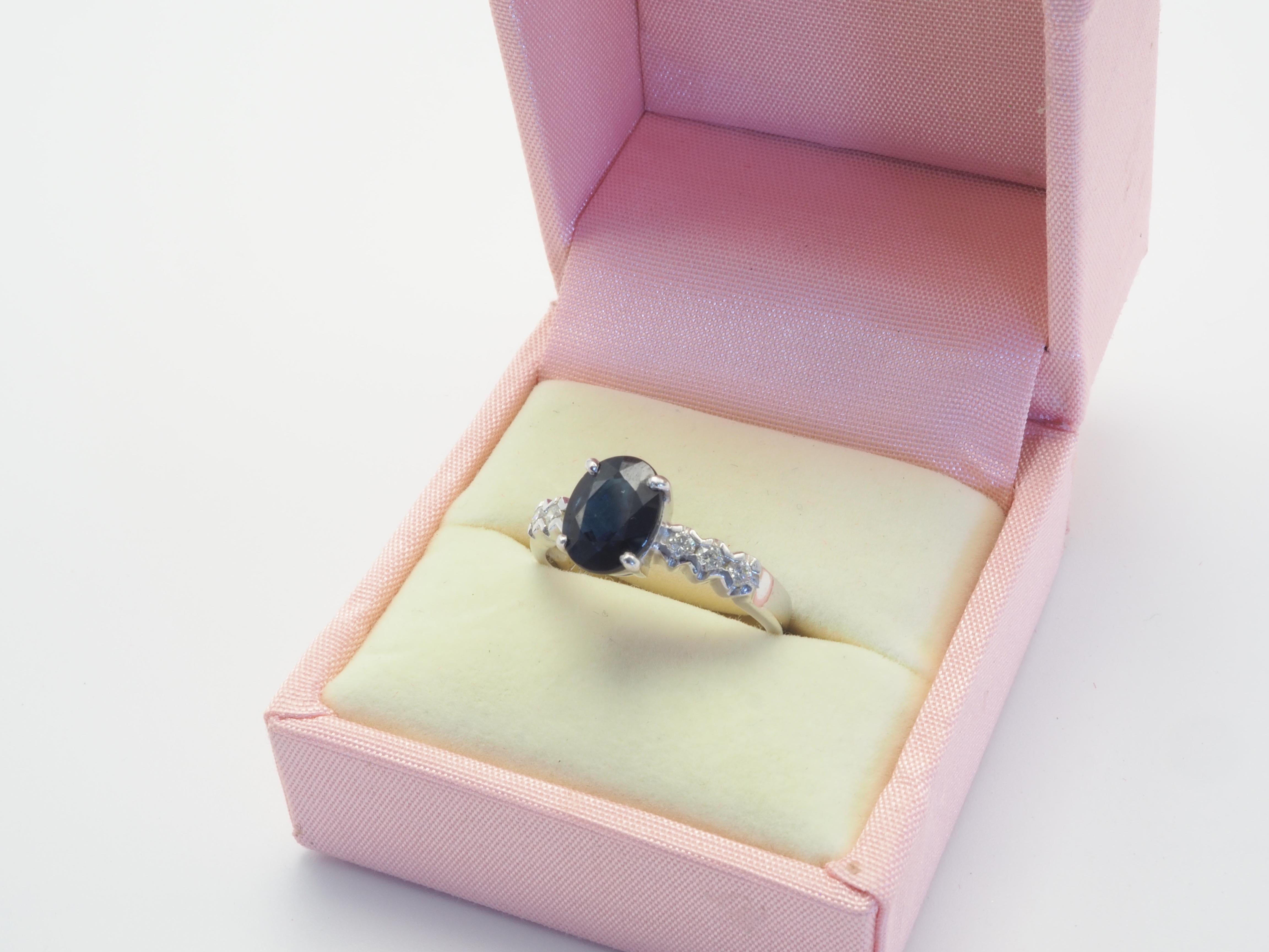18K White Gold 2.57ct Inky Blue Sapphire & 0.21ct Diamond Fine Engagement Ring For Sale 4