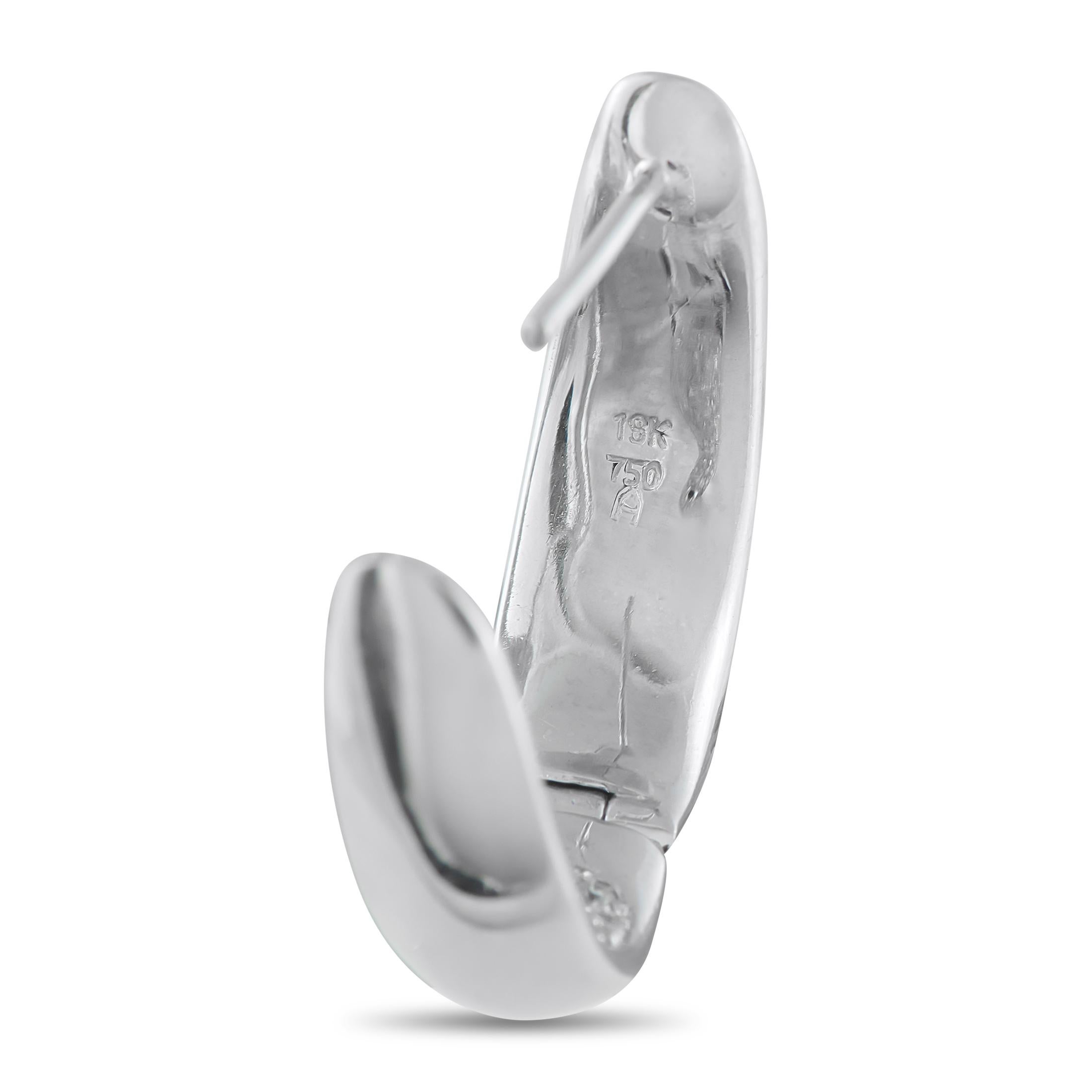 18K White Gold 2.60ct Diamond Inside-Out Hoop Earrings MF05-1030325 (Rundschliff) im Angebot