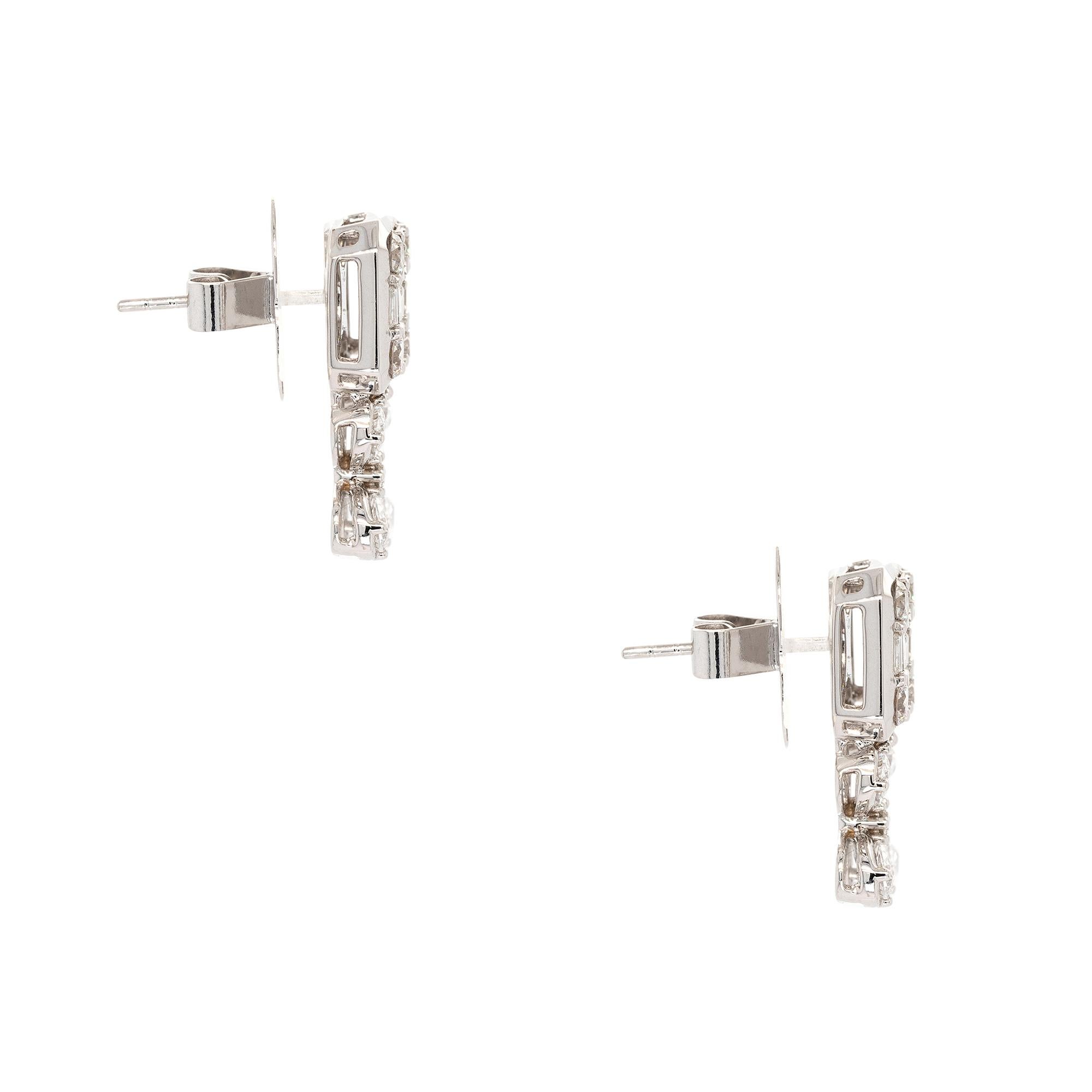 Princess Cut 18k White Gold 2.61ct Mixed Cuts Natural Diamonds Stud Earrings For Sale