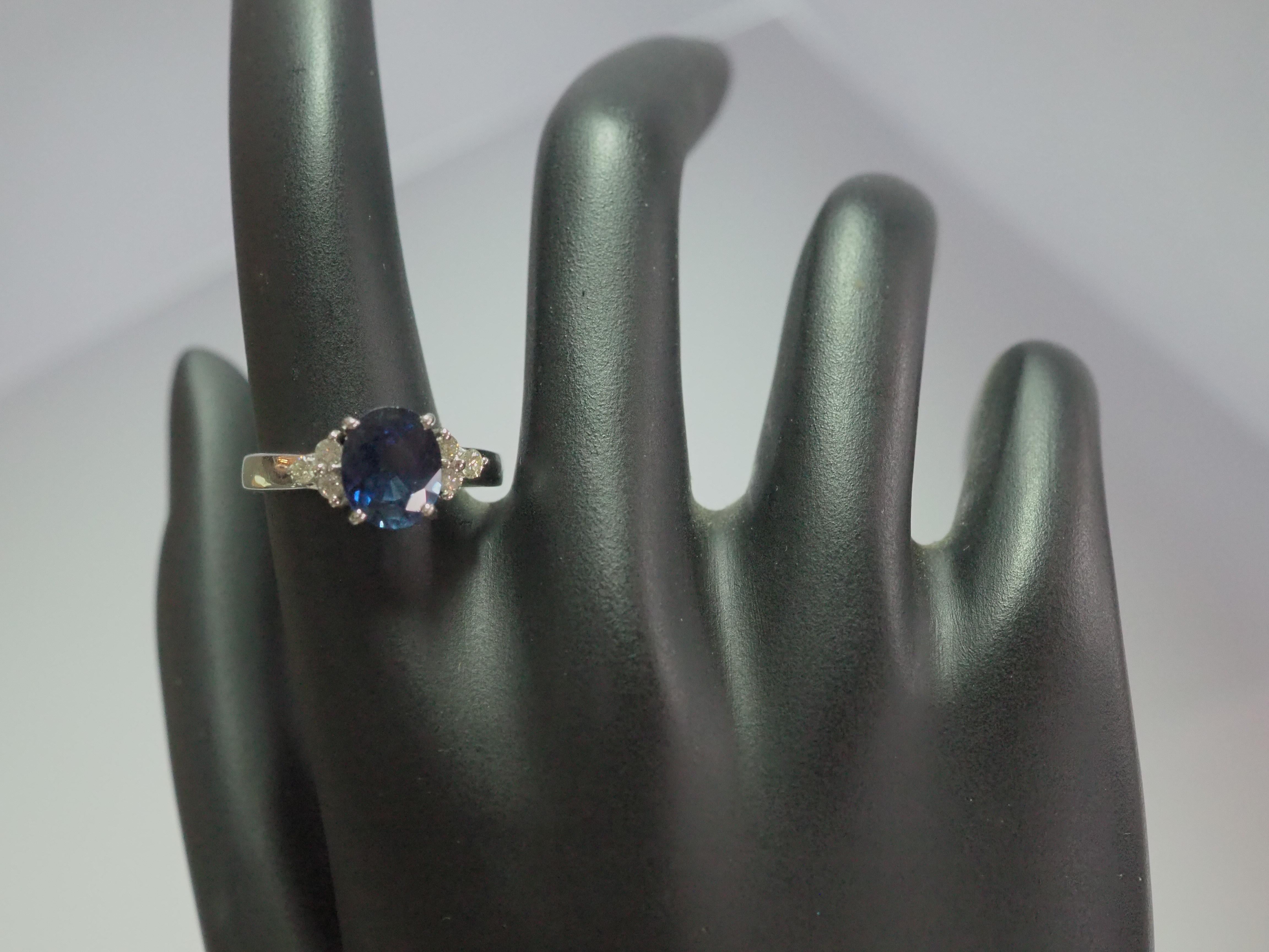 18K White Gold 2.64ct Blue Sapphire & 0.20ct Diamond Fine Engagement Ring For Sale 3