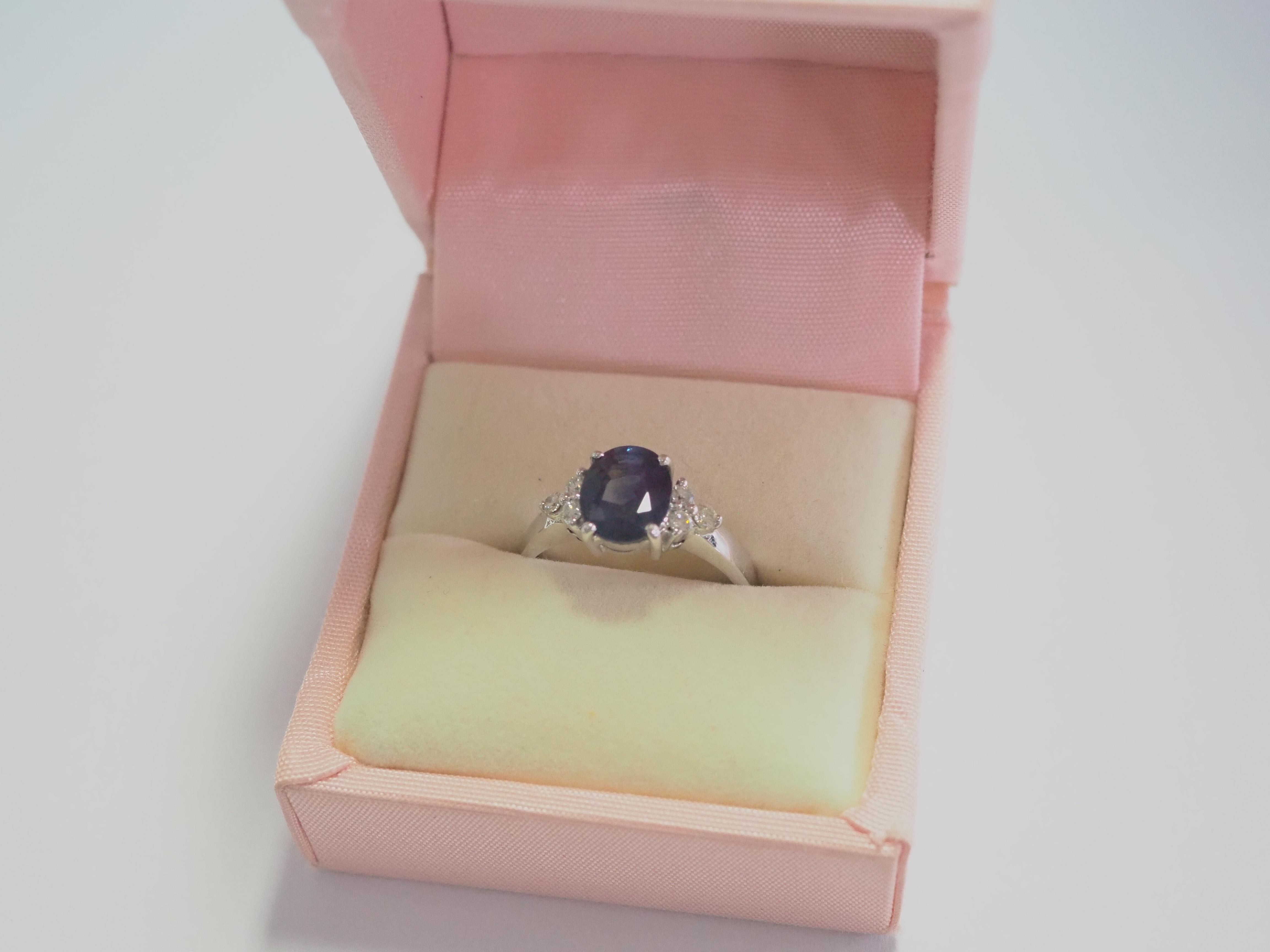 18K White Gold 2.64ct Blue Sapphire & 0.20ct Diamond Fine Engagement Ring For Sale 4