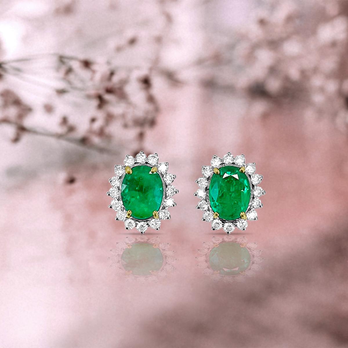 Modern 18K White Gold 2.64cts Emerald and Diamond Earring. Style# TS8128E For Sale