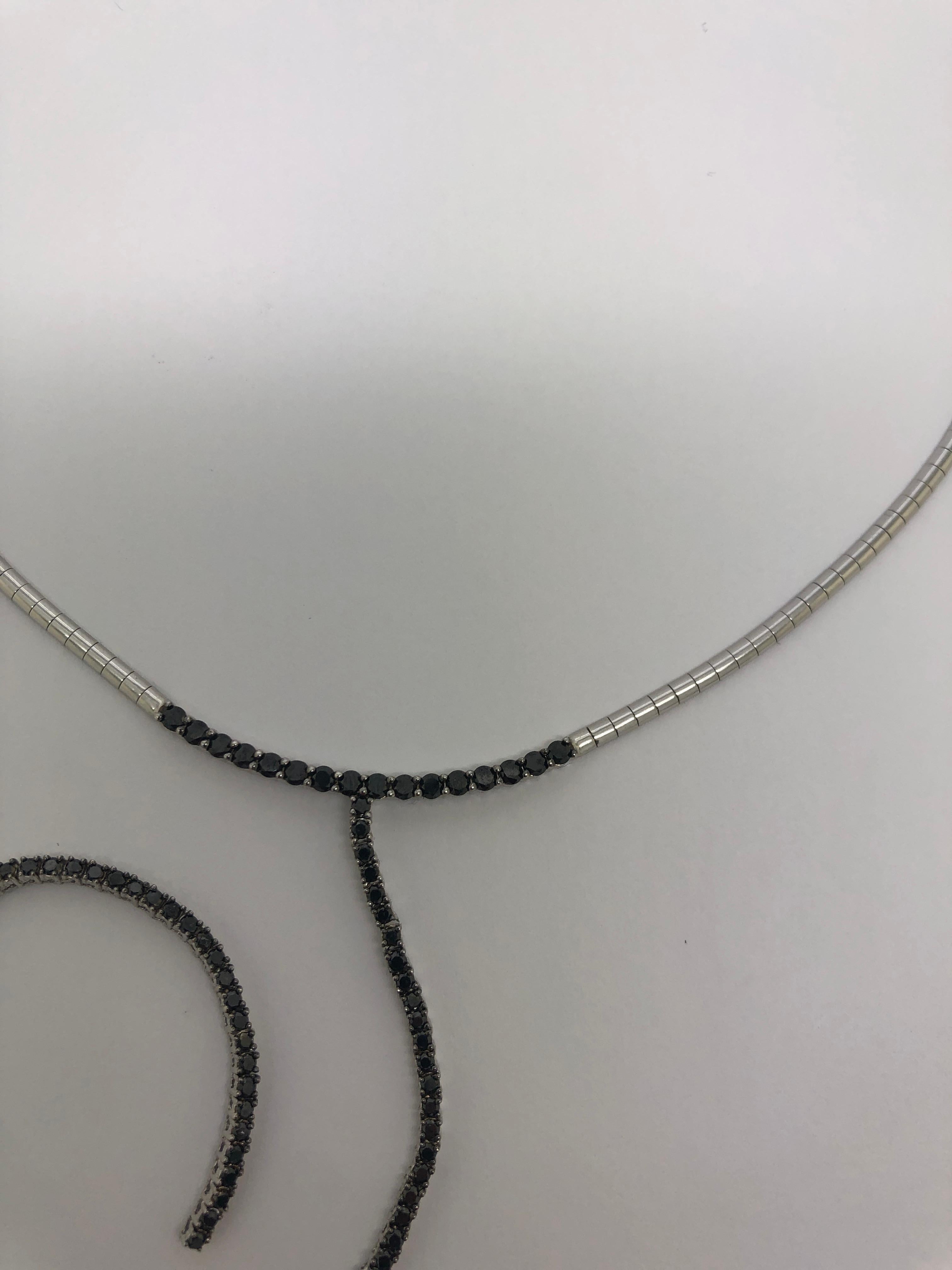 Round Cut 18K White Gold 2.69ctw Round Black Diamond Omega Long Drop Necklace For Sale