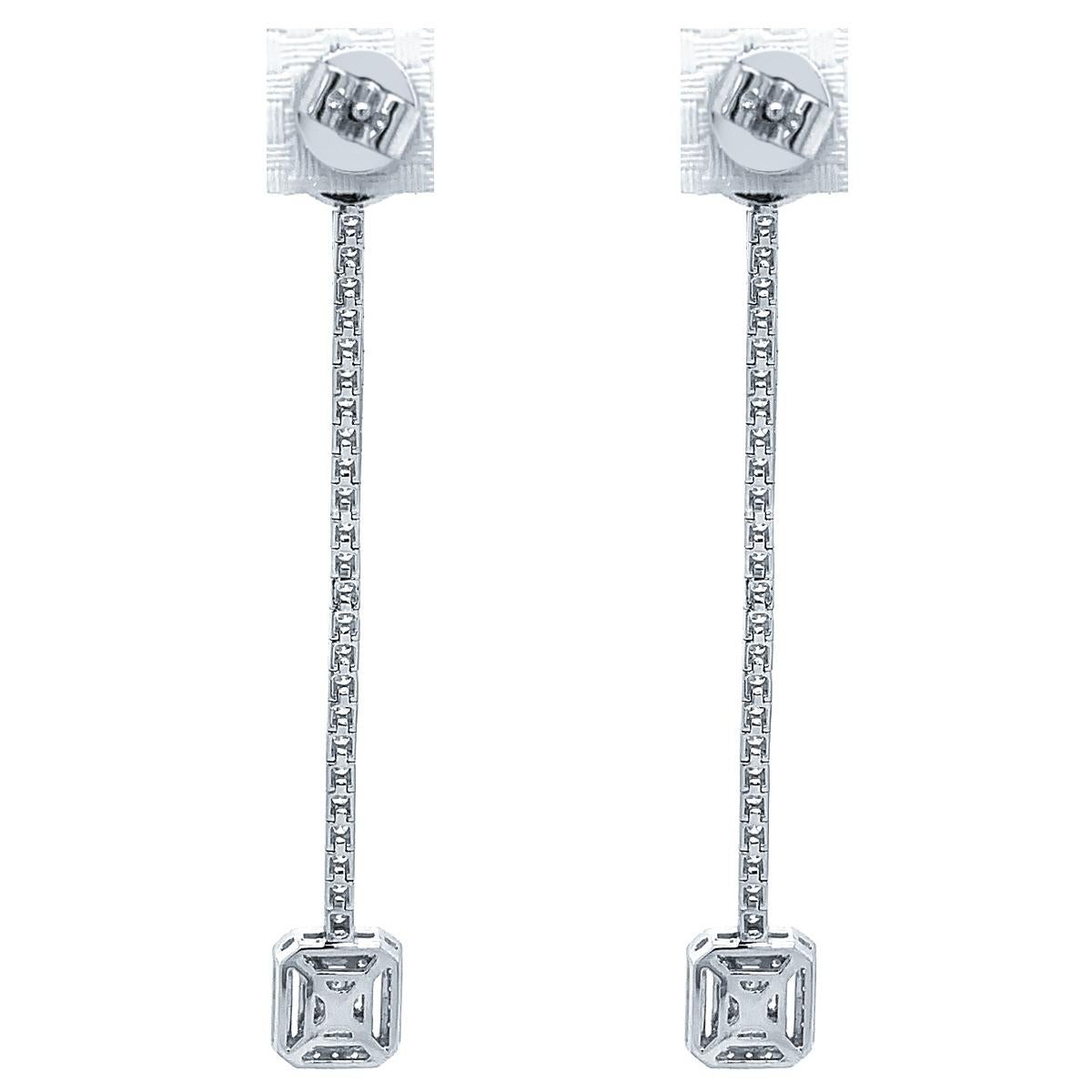 18 Karat White Gold 2.72 Carat Diamond Dangle Earrings In New Condition For Sale In New York, NY