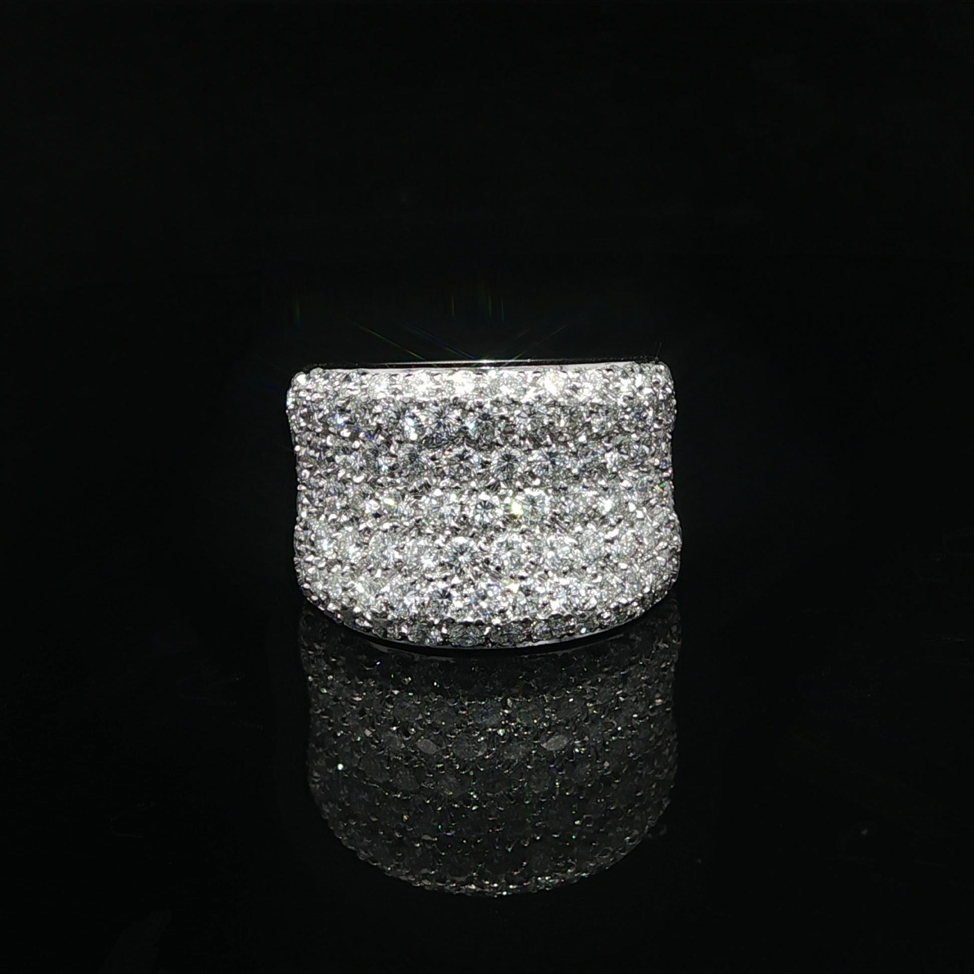 18k Weißgold 2,76ctw G VS Pave Diamant breite konkave Zigarre Band Ring im Angebot 3