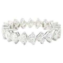 18k Weißgold 2,83ctw Birnenschliff und runder Brillant Eternity Band
