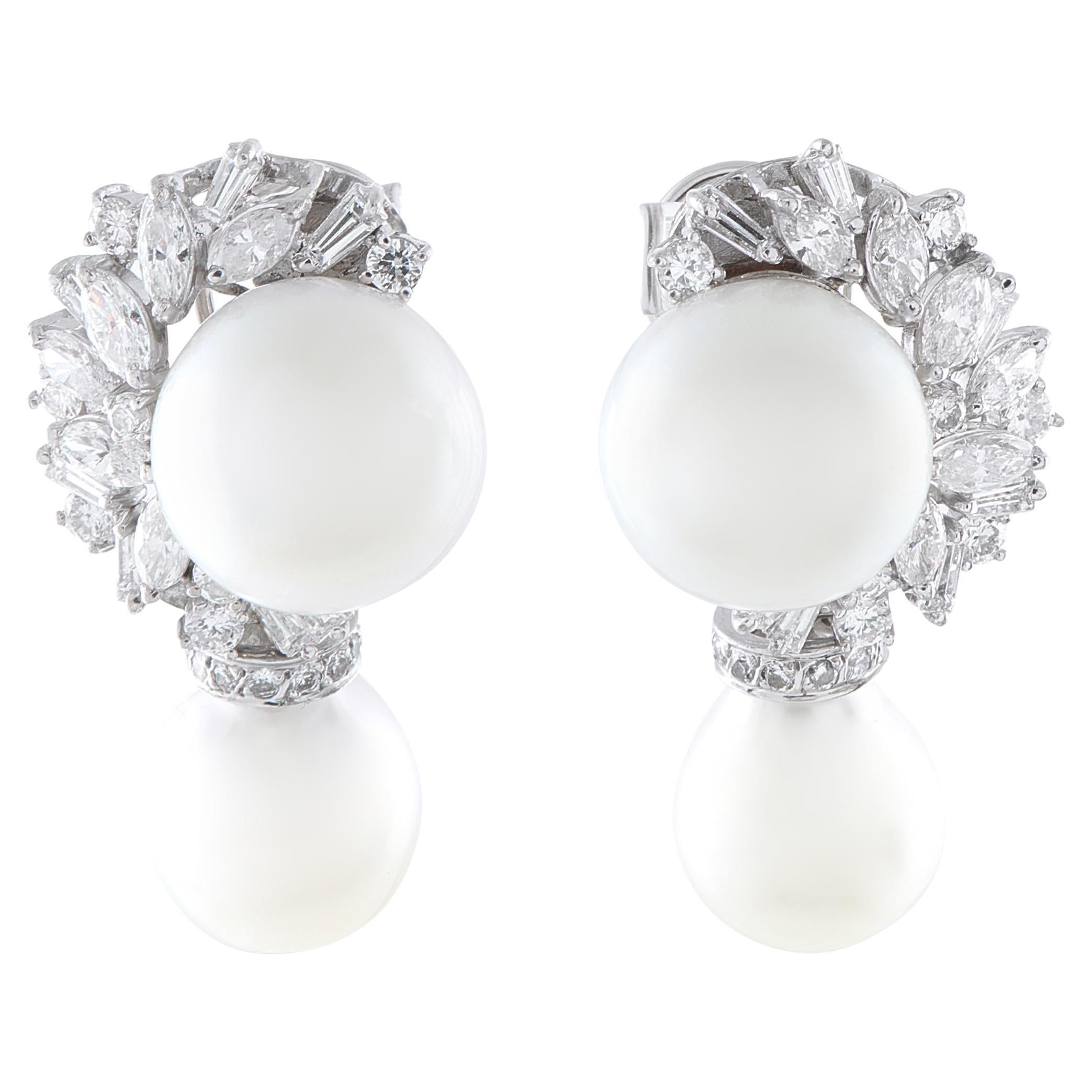 Pendientes de oro blanco de 18 quilates con diamantes y perlas de 2,85 ct MF12-020226 en venta