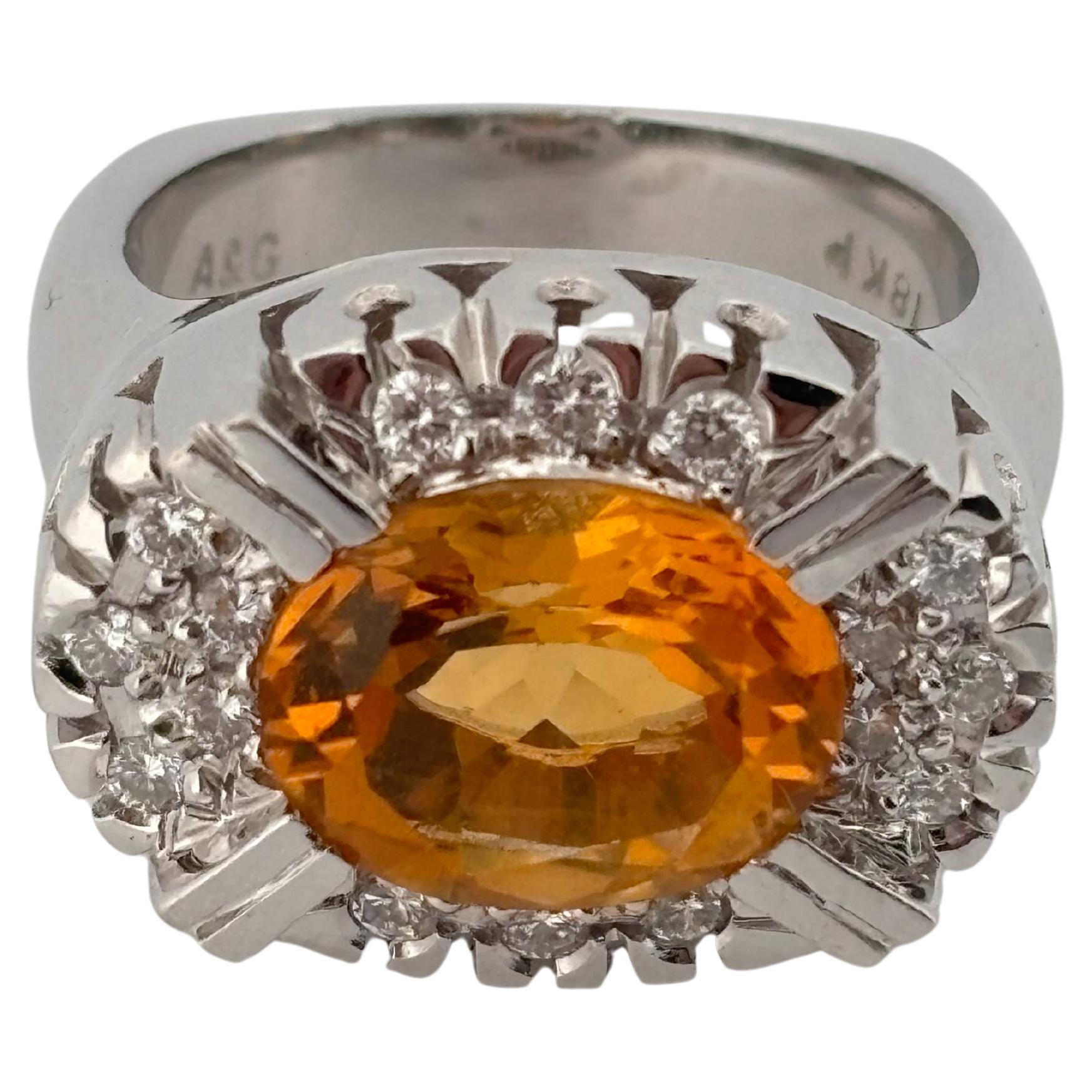 Bague en or blanc 18 carats citrine ovale de 2,85 carats et diamant de 0,16 carat
