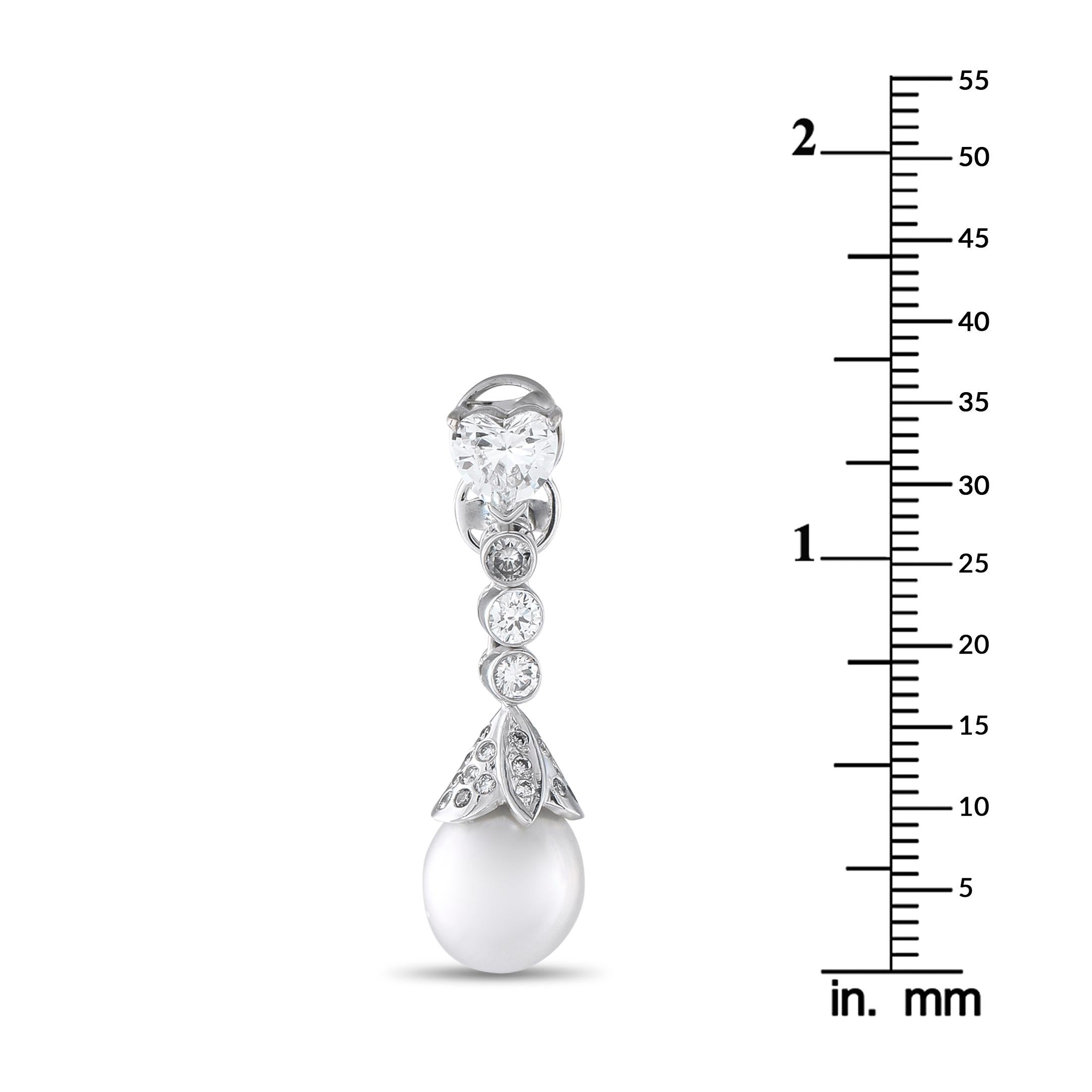18K Weißgold 2,90ct Diamant und Perlenohrringe (Rundschliff) im Angebot
