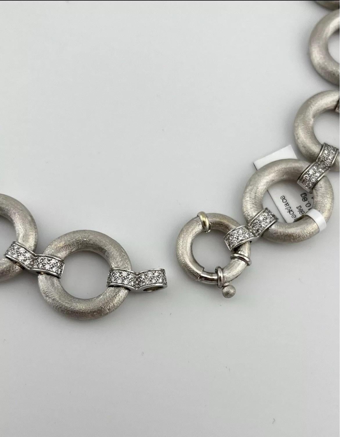 Collier pour dames en or blanc 18K avec collier ouvert à maillons ronds et diamants 2ctw en vente 5