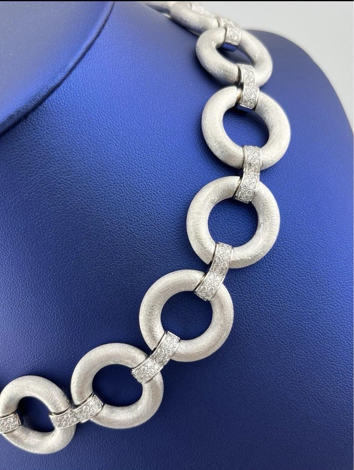 Collier pour dames en or blanc 18K avec collier ouvert à maillons ronds et diamants 2ctw en vente 1