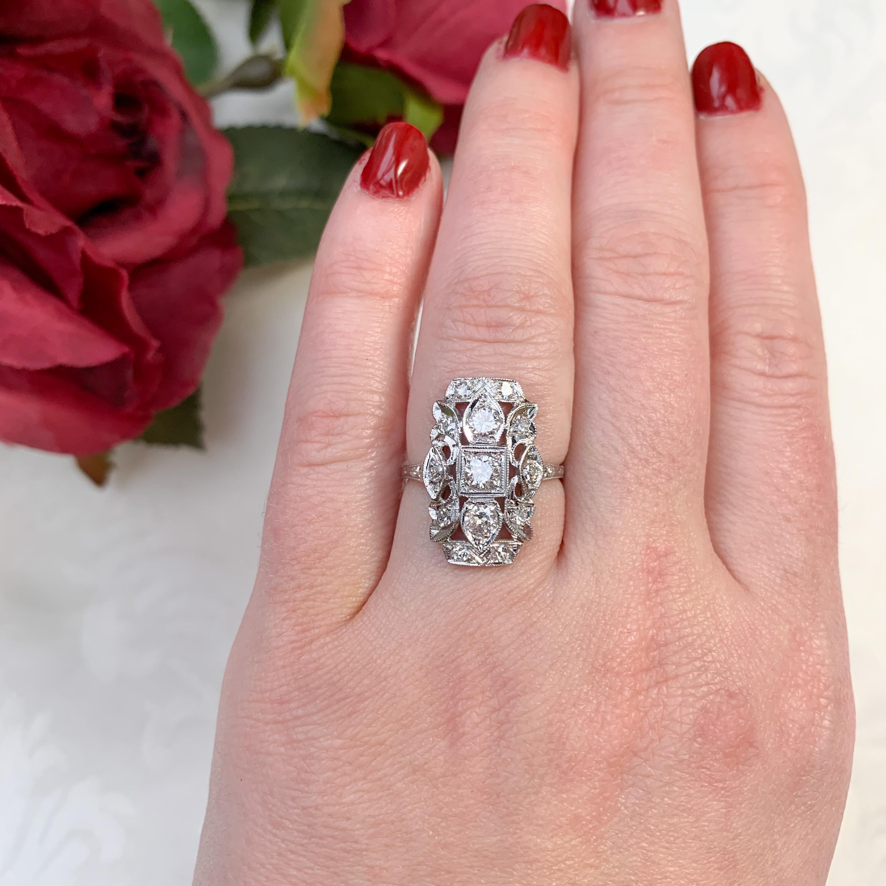 18K White Gold 3/4ct tw Diamond Filigree Ring size 6.5 For Sale 3