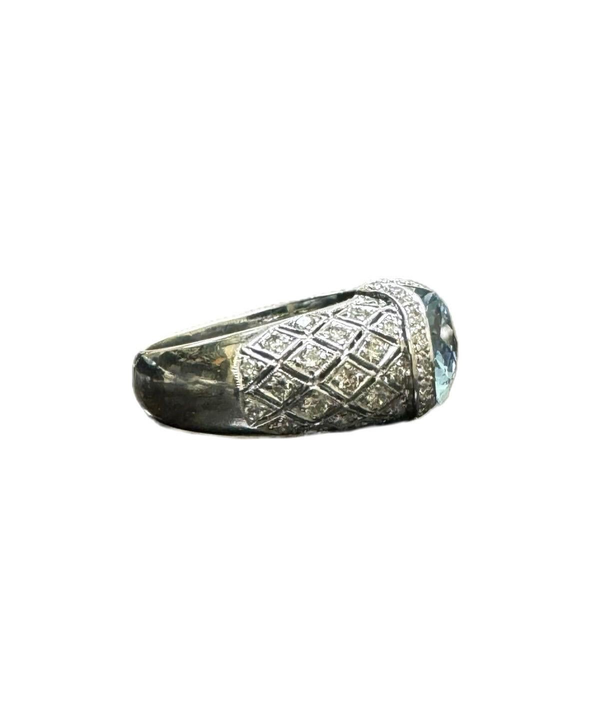 18K White Gold 3 Carat Oval Aquamarine Diamond Engagement Ring In New Condition For Sale In Los Angeles, CA
