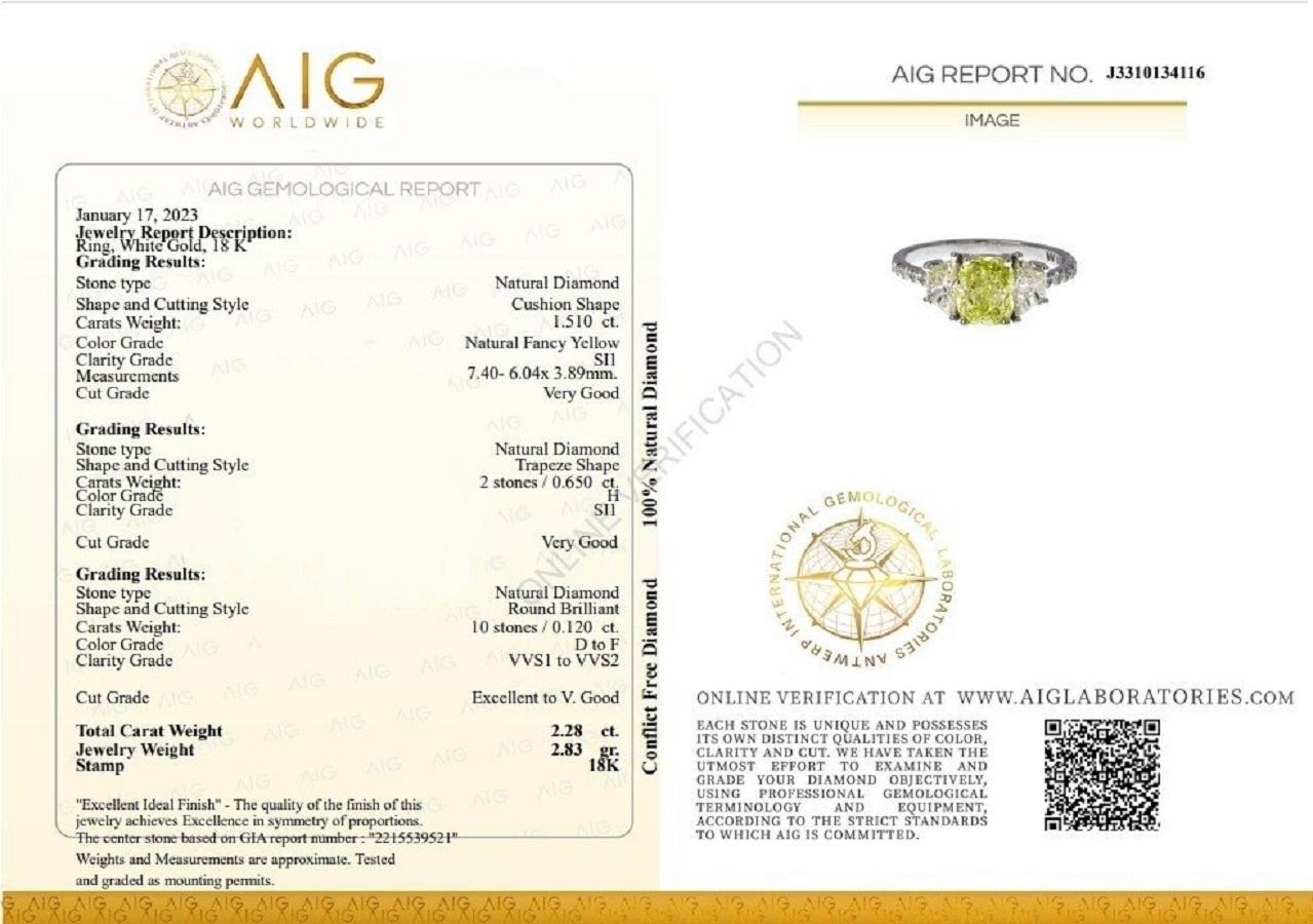18k White Gold 3 Stone Pave Ring w/ 2.28 Carat Natural Diamonds GIA Certificate In New Condition For Sale In רמת גן, IL